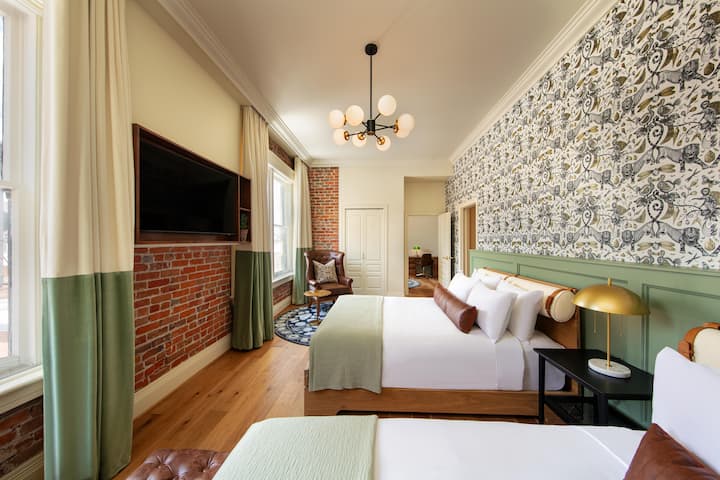 The Mining Exchange suite in Colorado Springs, Colorado