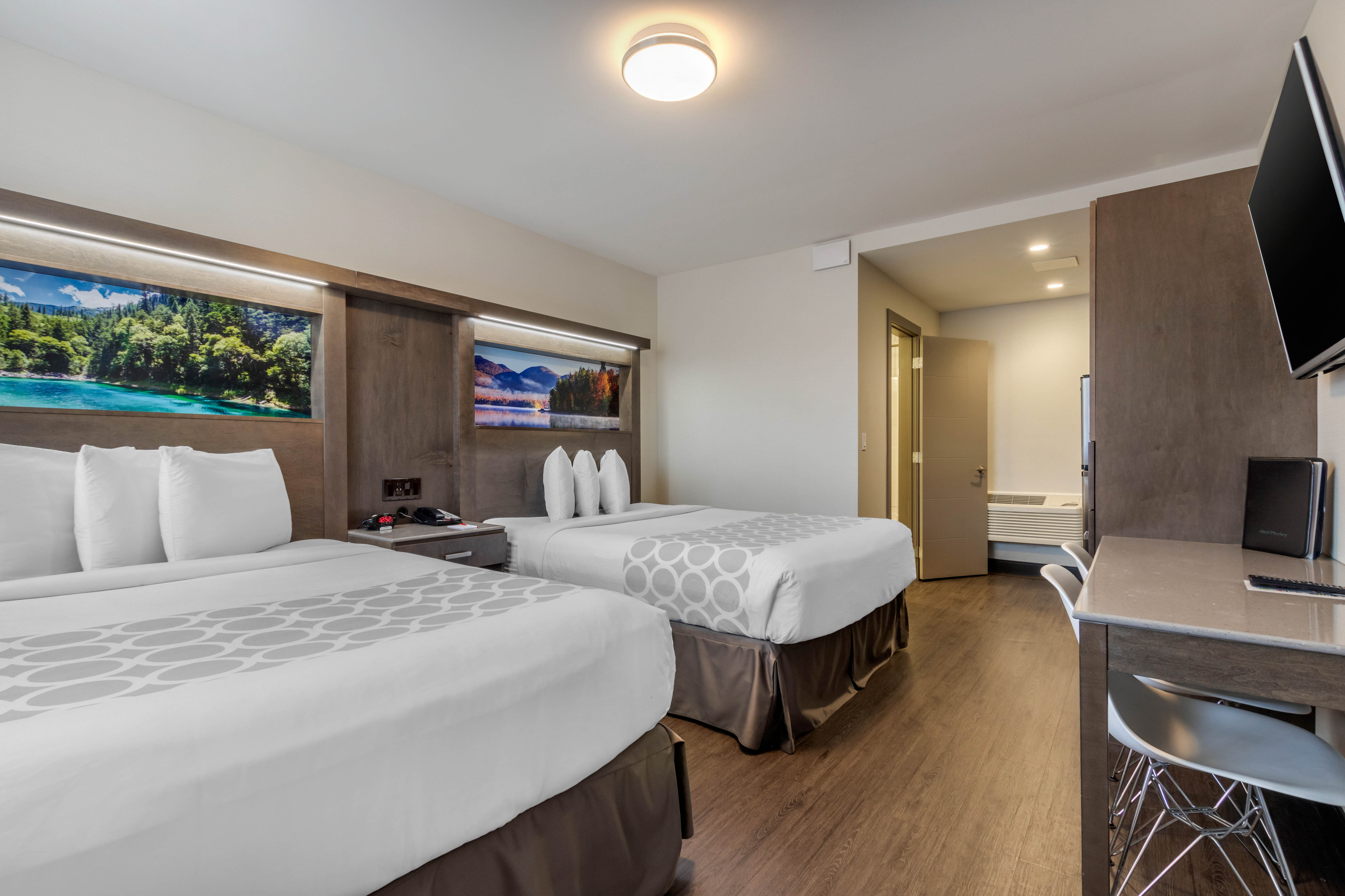 Guest room at the Super 8 by Wyndham Macleod Trail Calgary in Calgary, Alberta