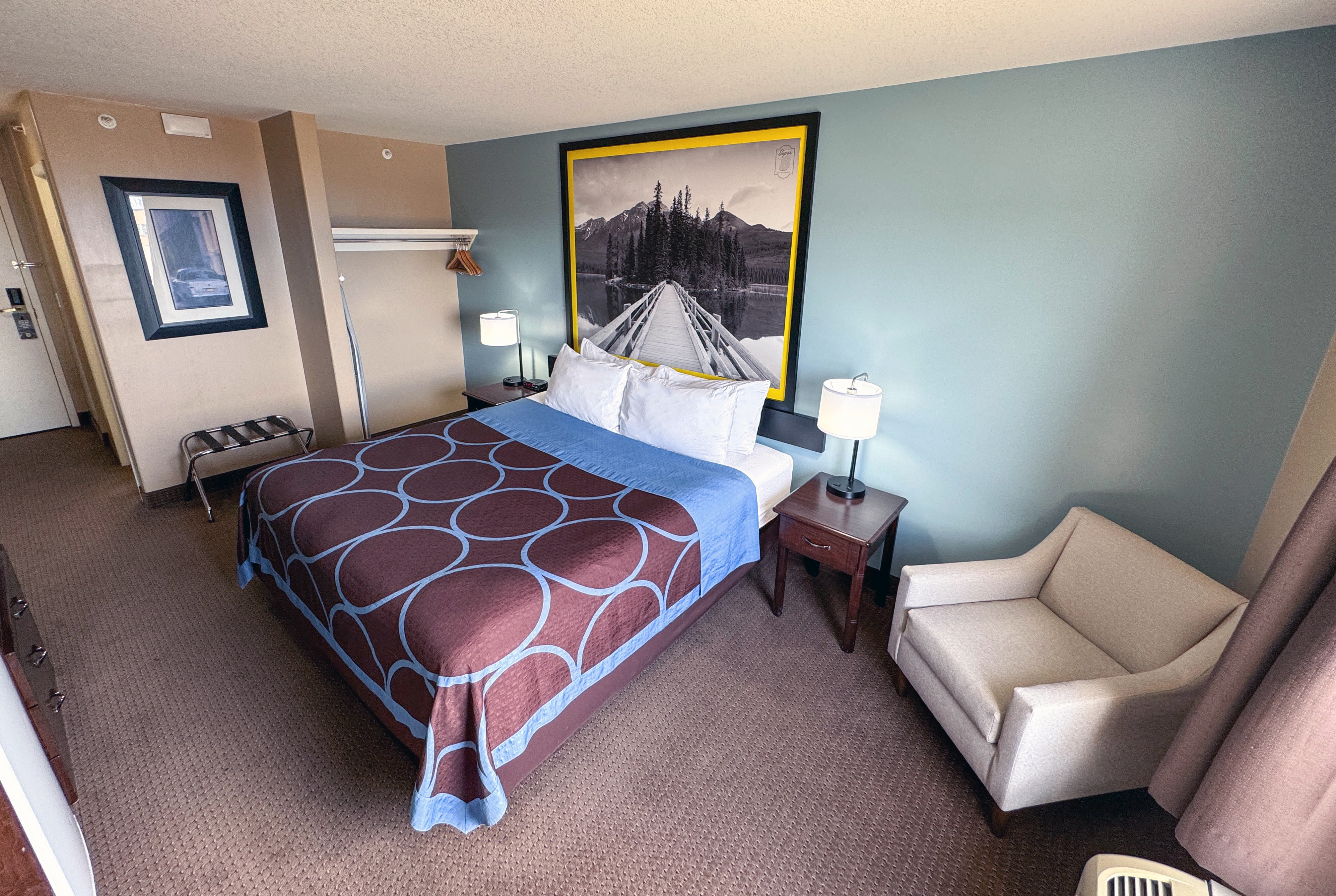 Guest room at the Super 8 by Wyndham Edmonton South in Edmonton, Alberta