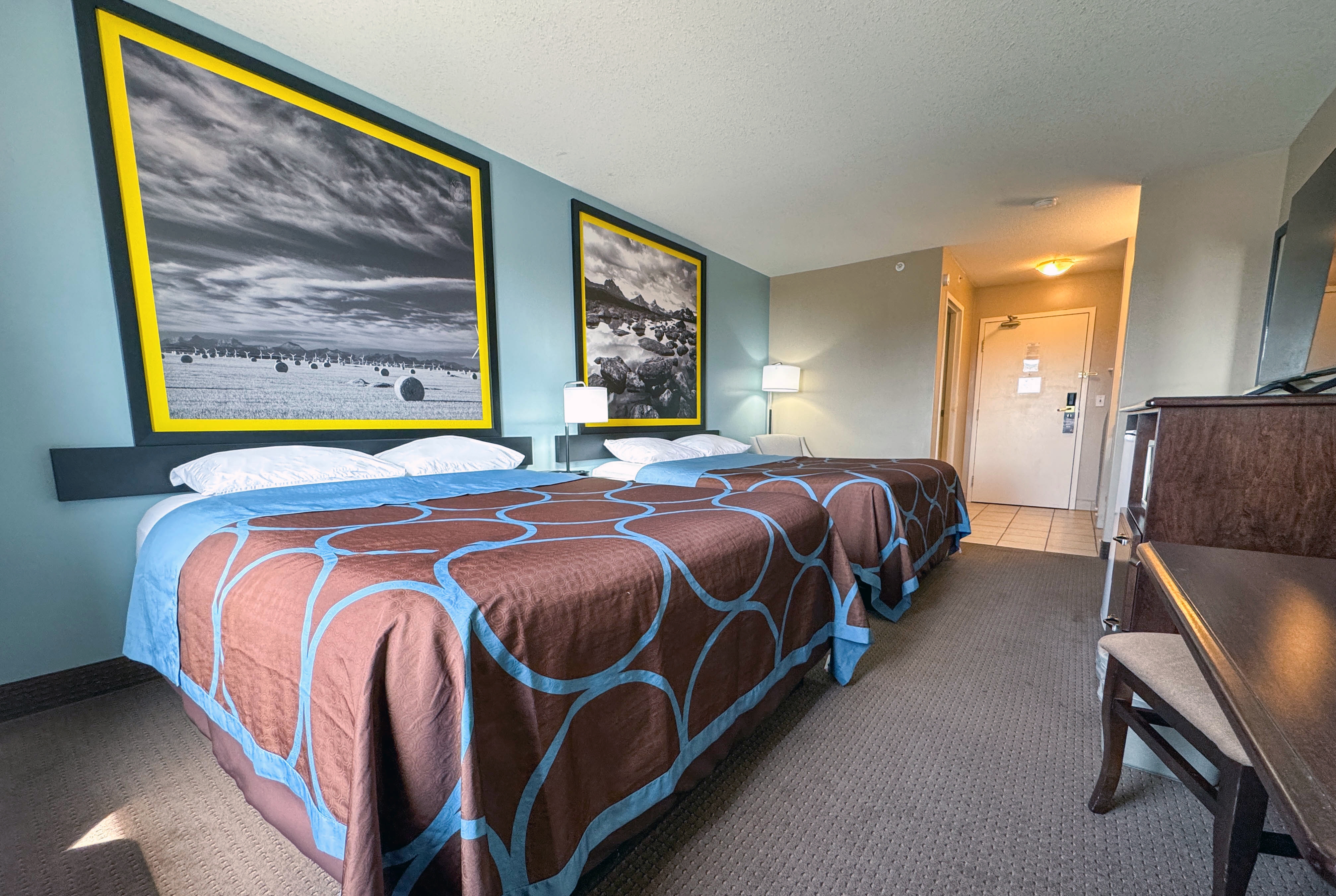 Guest room at the Super 8 by Wyndham Edmonton South in Edmonton, Alberta