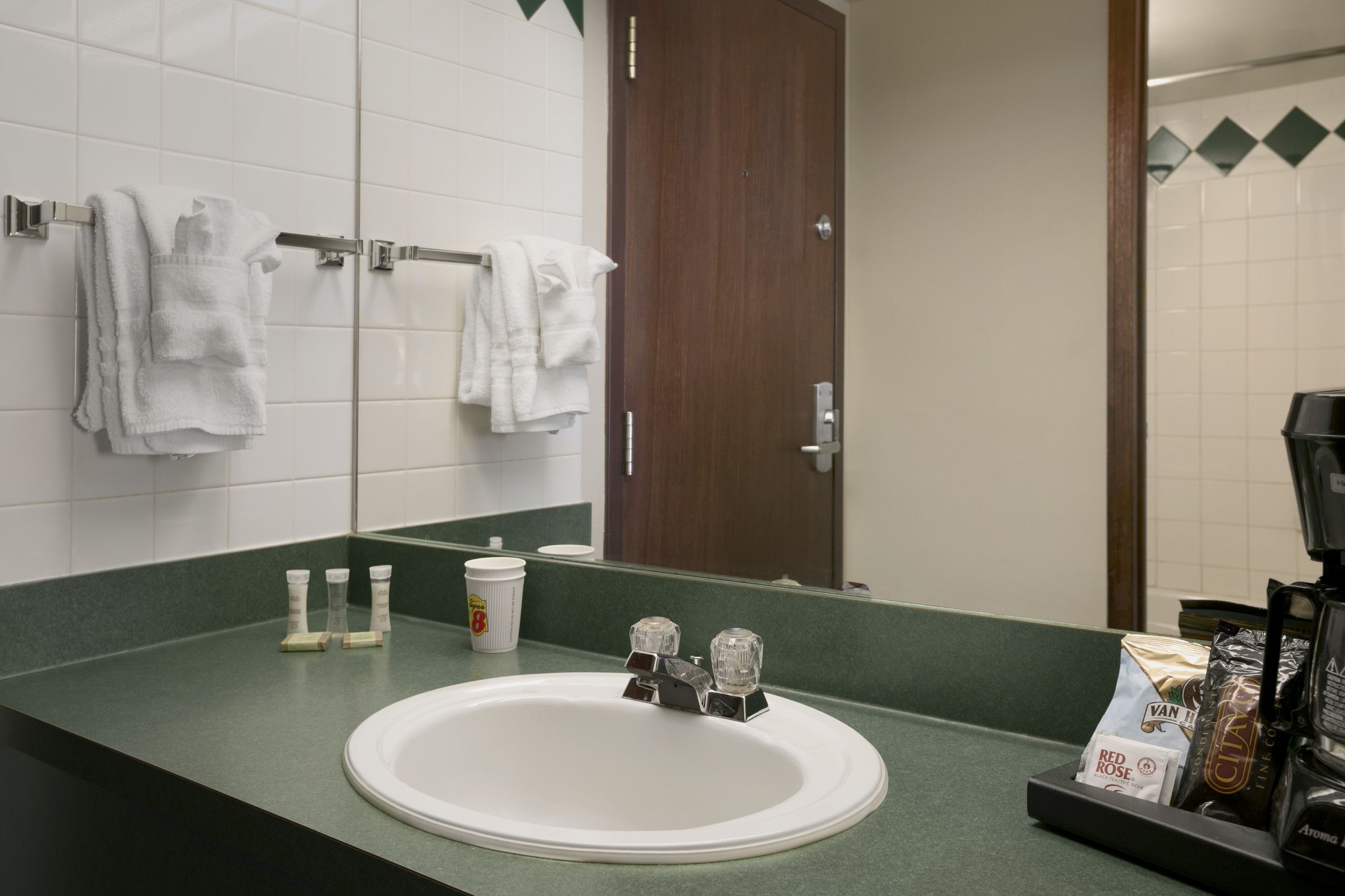 Guest room amenity at Super 8 by Wyndham Fox Creek in Fox Creek, Alberta