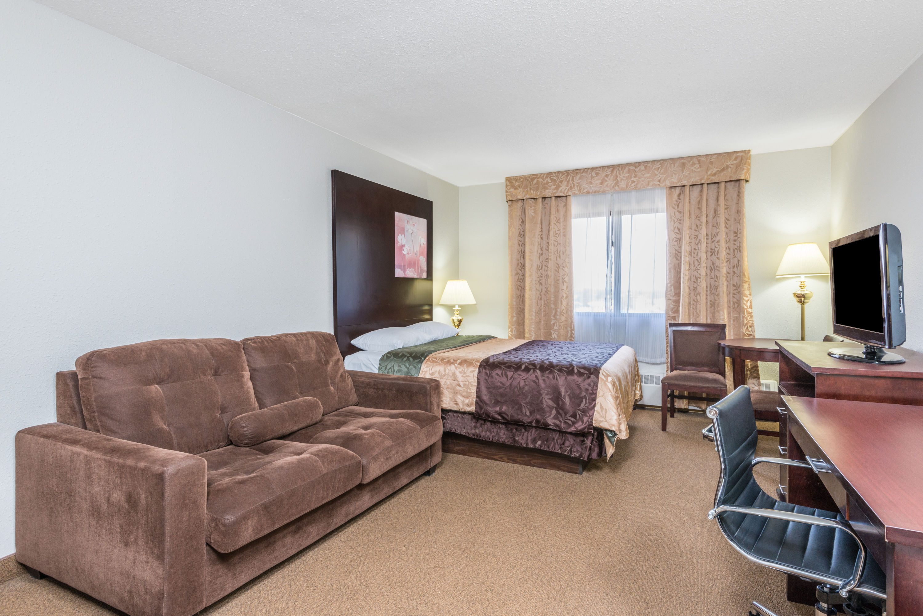 Super 8 by Wyndham Innisfail Innisfail, AB Hotels