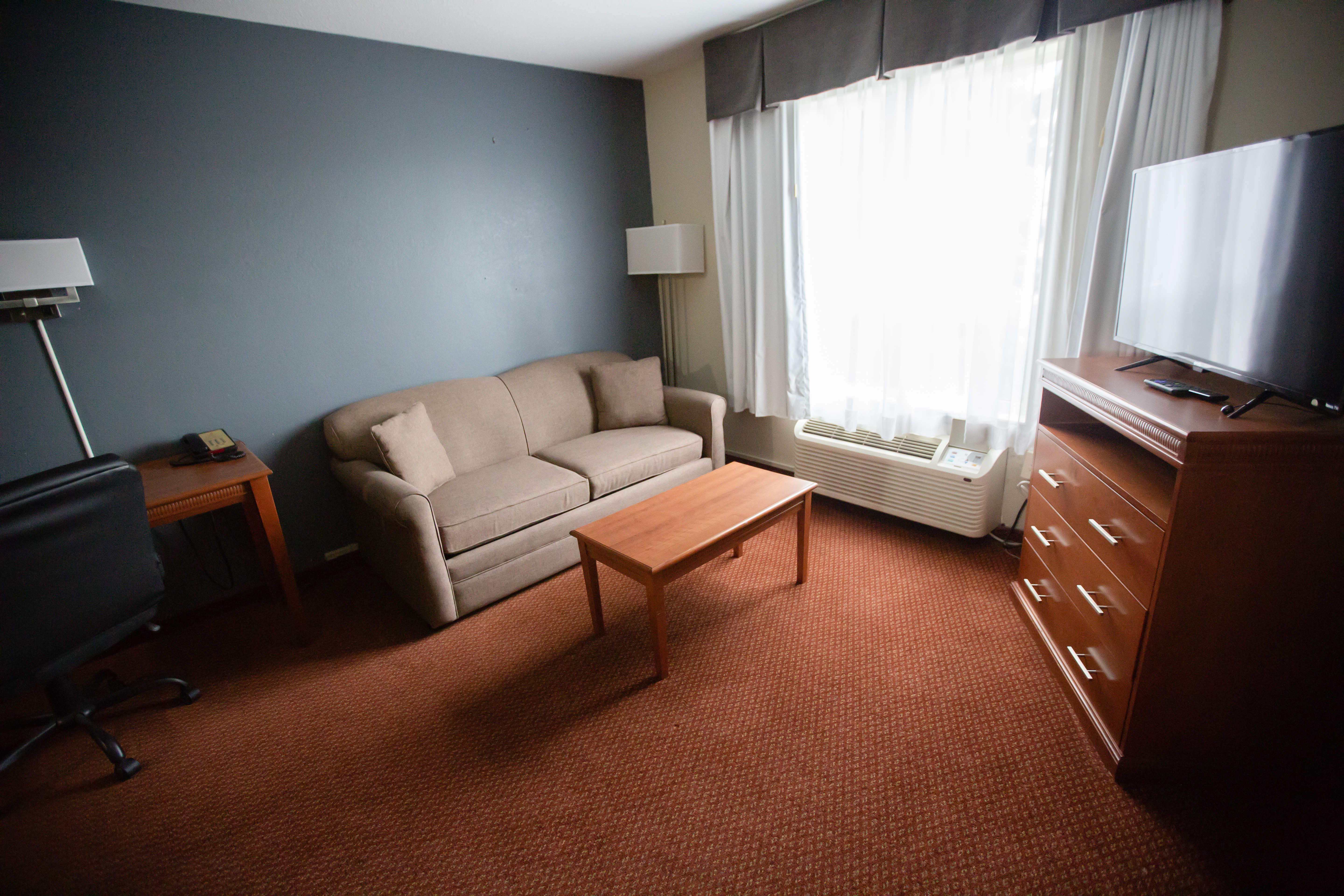 Guest room at the Super 8 by Wyndham Whitecourt in Whitecourt, Alberta