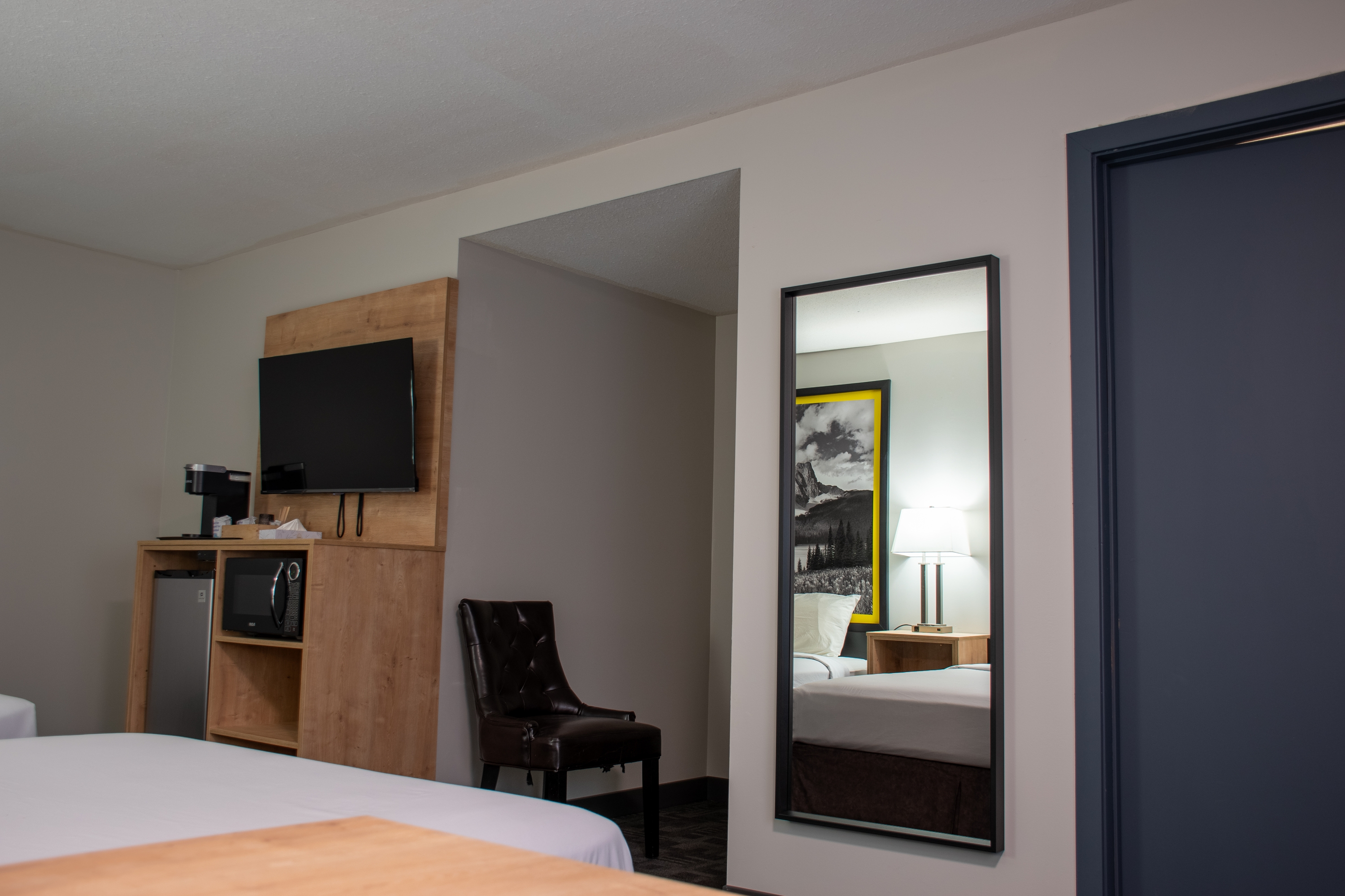 Guest room at the Super 8 by Wyndham Clearwater BC in Clearwater, British Columbia