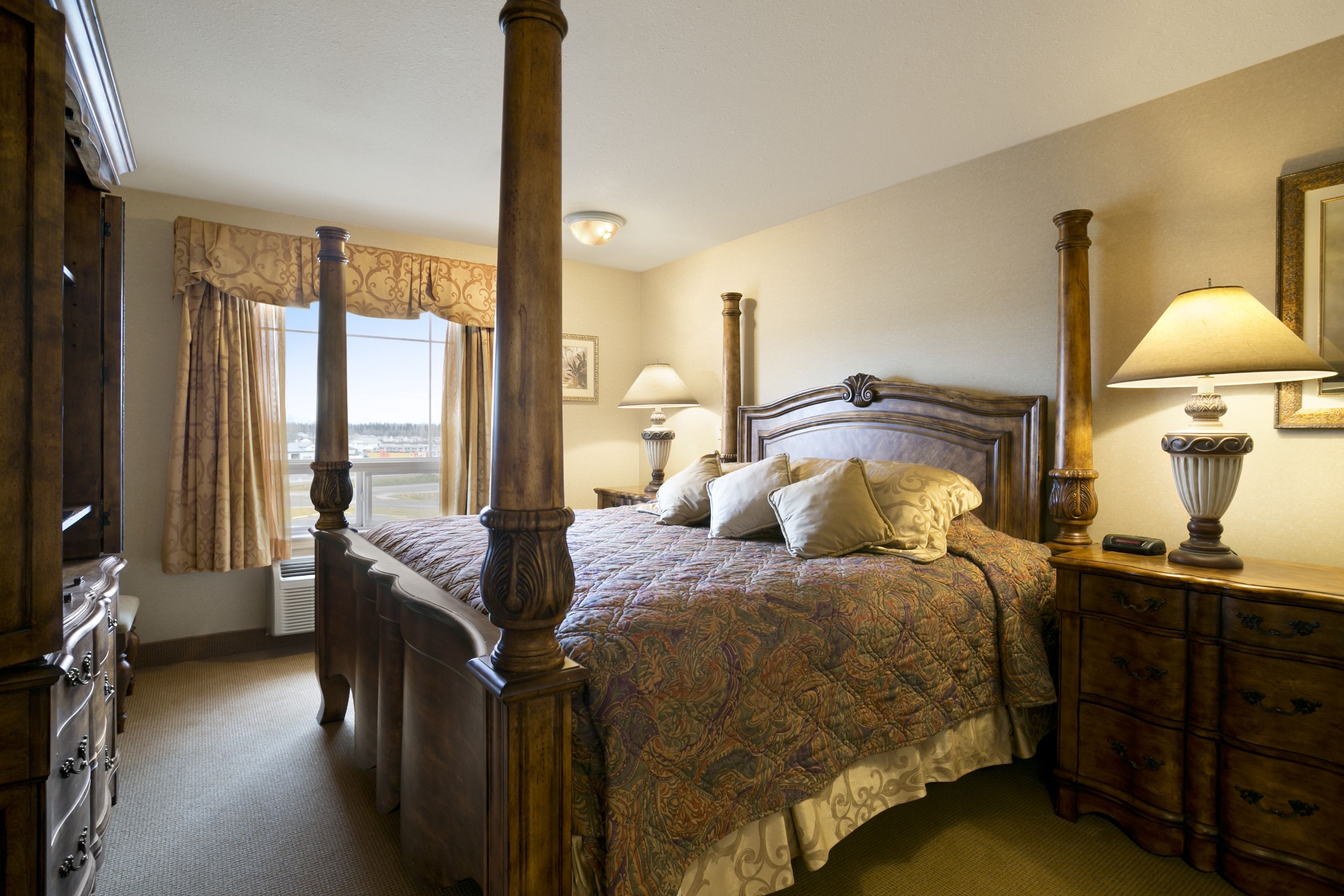 Super 8 by Wyndham Fort Nelson BC suite in Fort Nelson, British Columbia