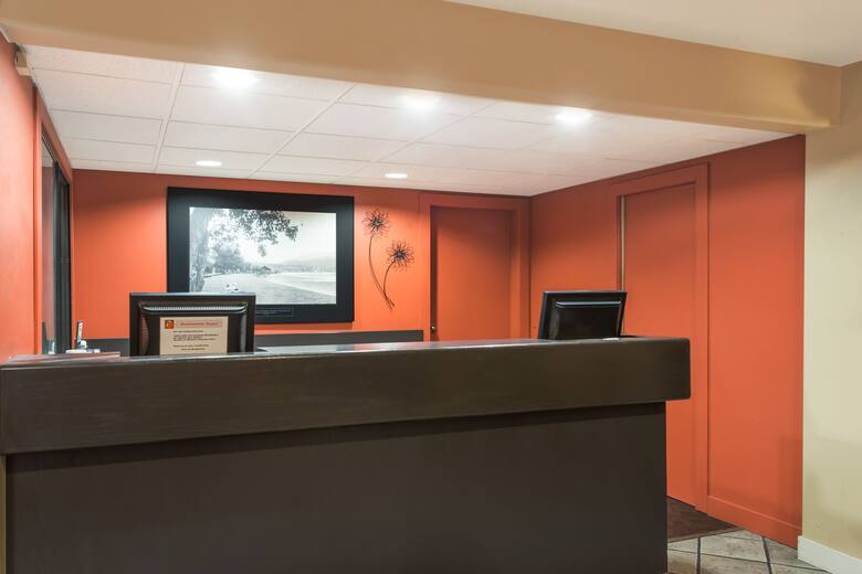 Super 8 Kelowna BC hotel lobby in Kelowna, British Columbia