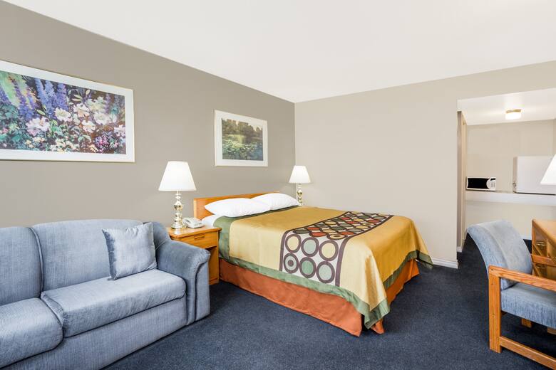 Guest room at the Super 8 Quesnel BC in Quesnel, British Columbia