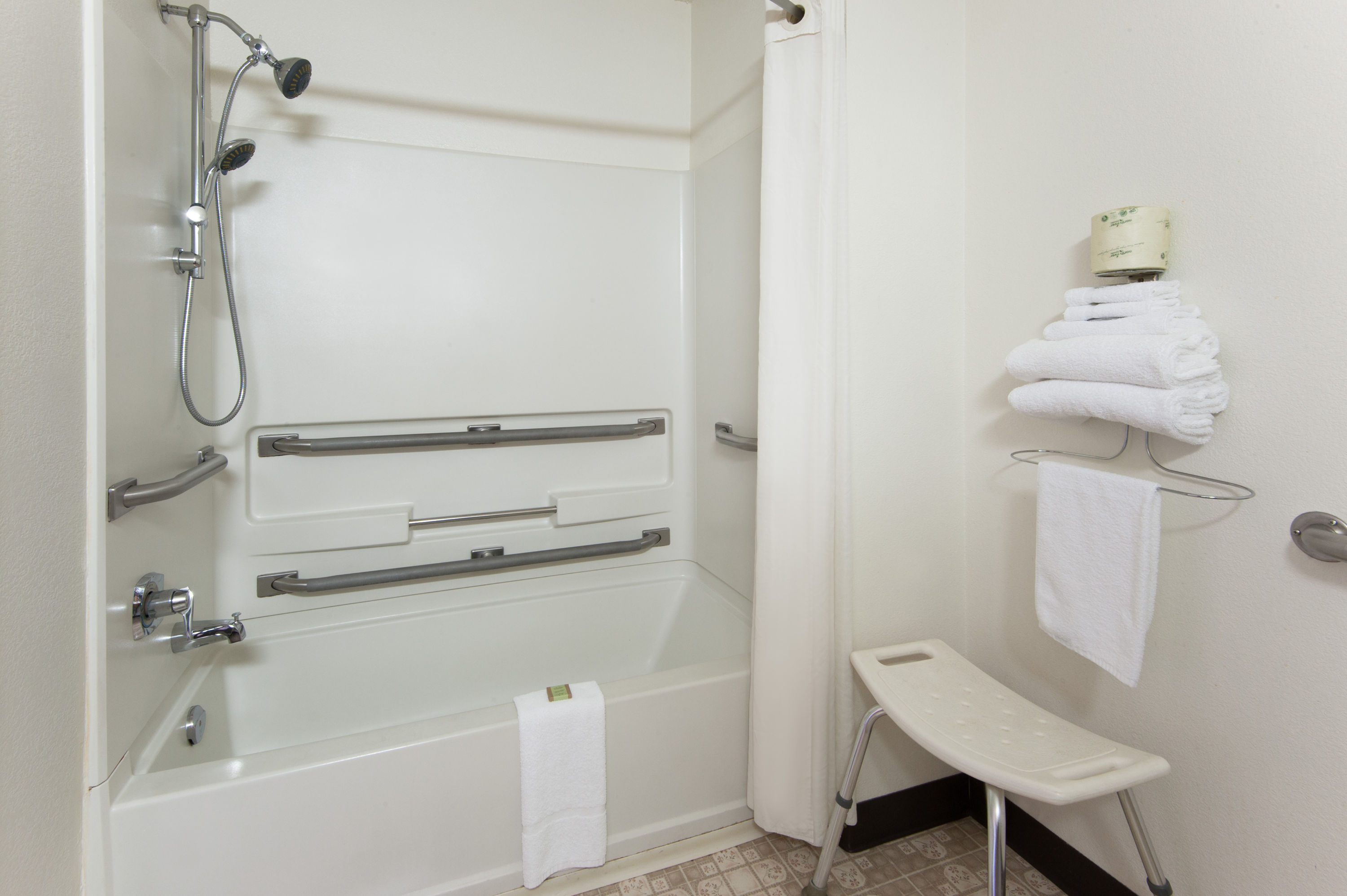 Guest room at the Super 8 by Wyndham Salmon Arm in Salmon Arm, British Columbia