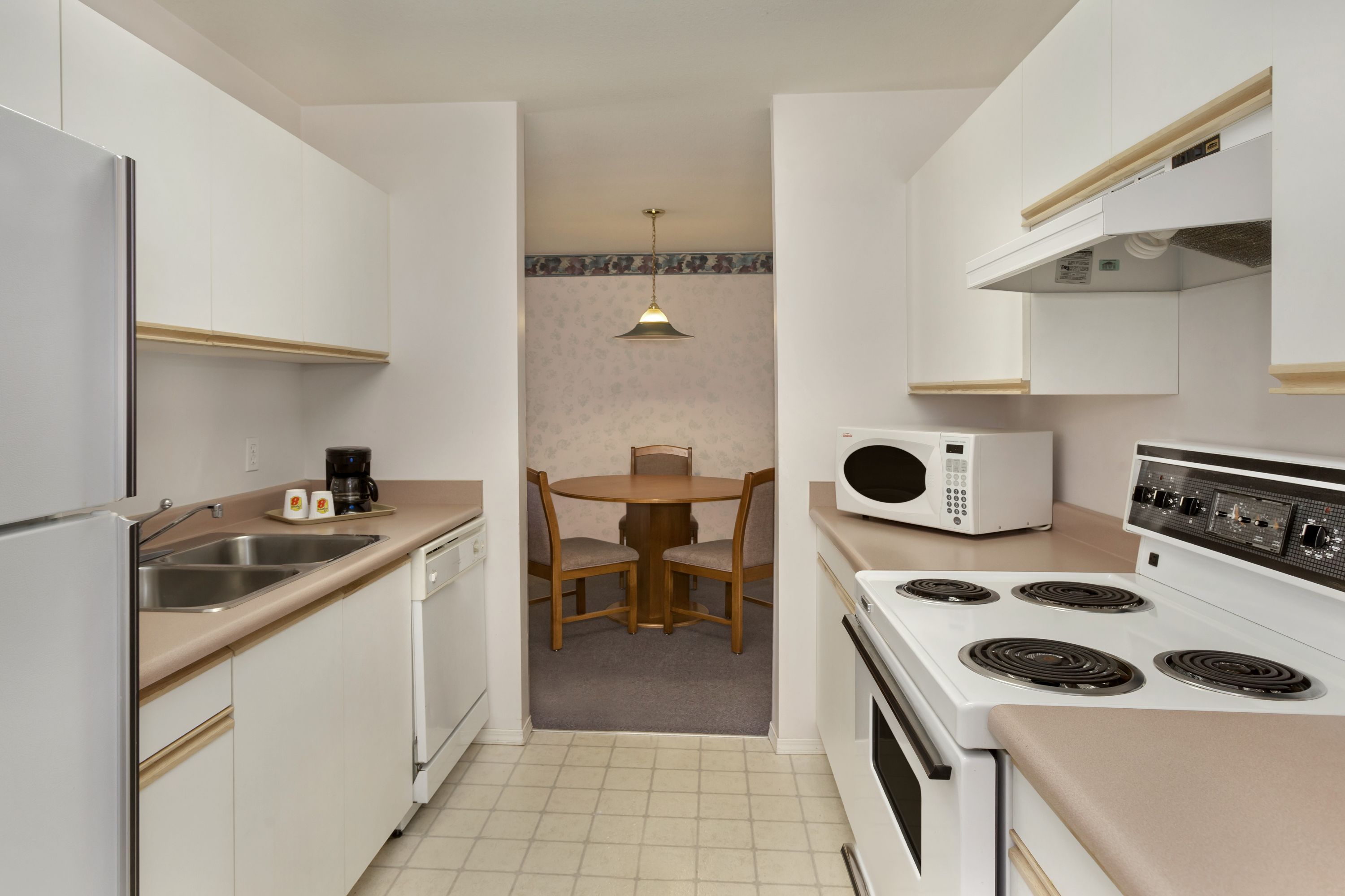 Super 8 by Wyndham West Kelowna BC suite in West Kelowna, British Columbia