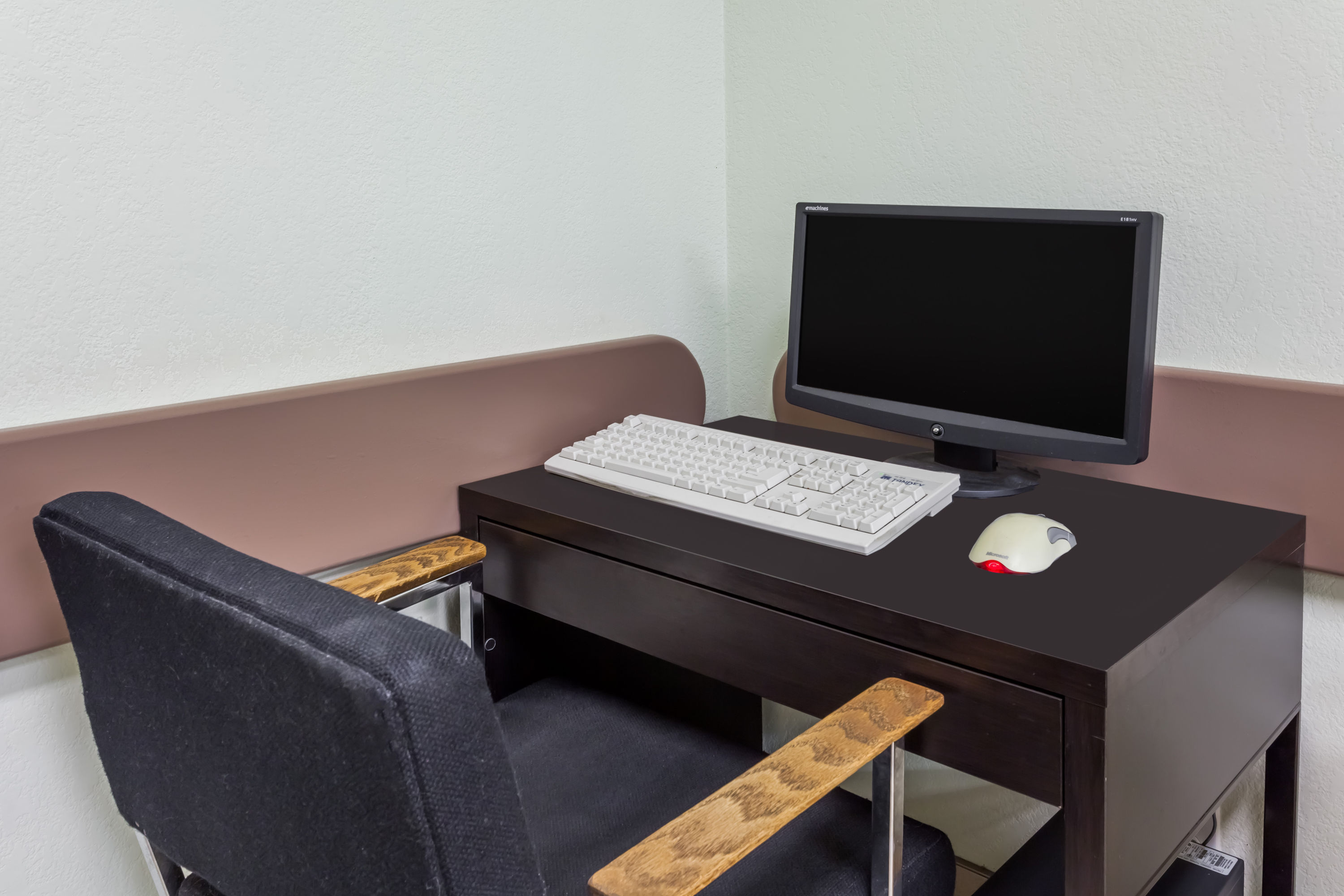 Super 8 by Wyndham Dauphin Dauphin, MB Hotels