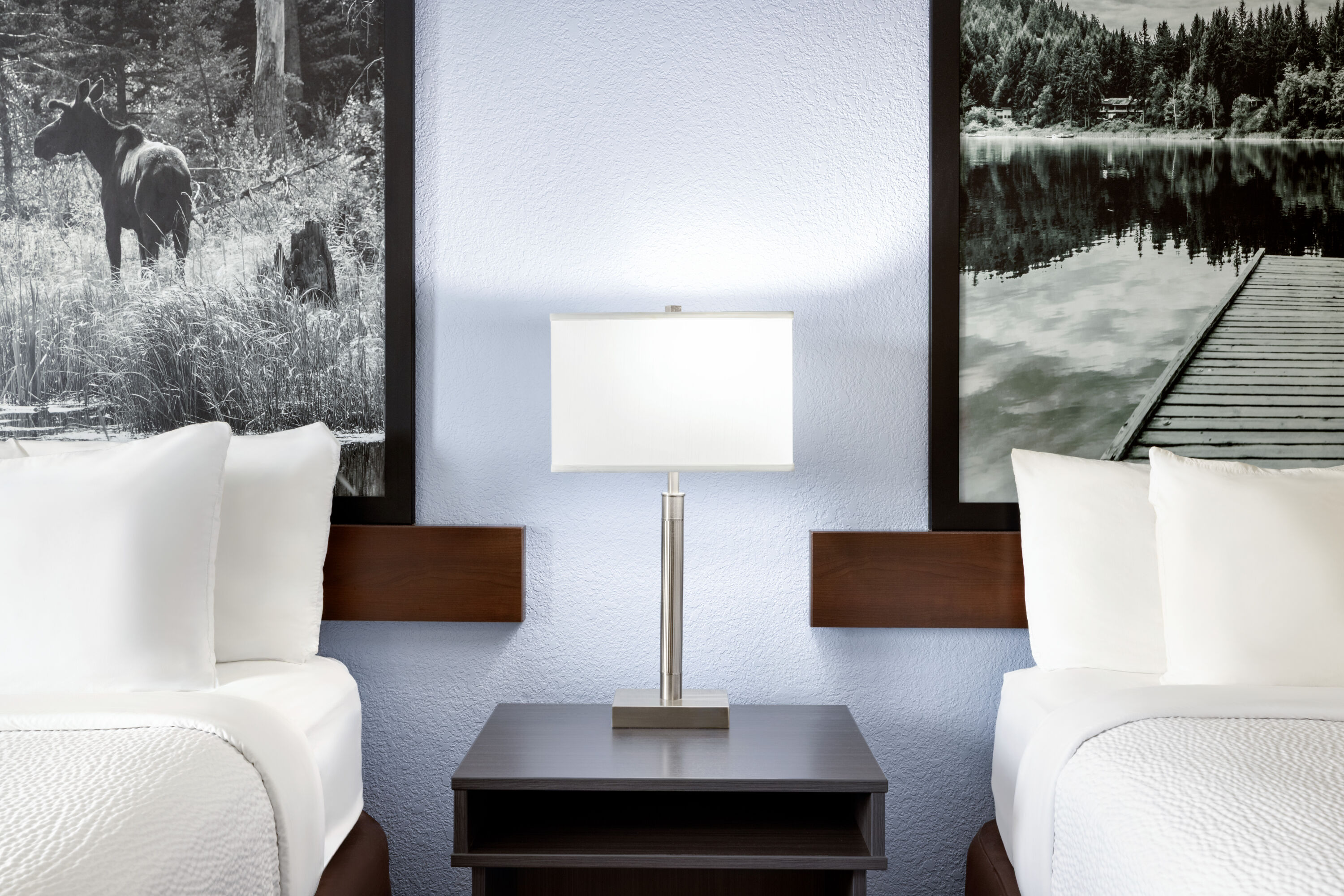 Guest room at the Super 8 by Wyndham Swan River MB in Swan River, Manitoba