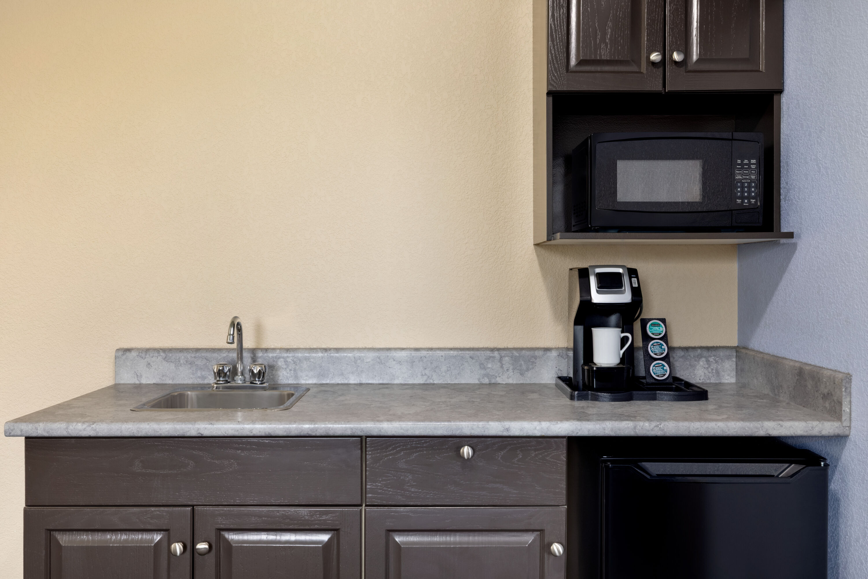 Super 8 by Wyndham Swan River MB suite in Swan River, Manitoba