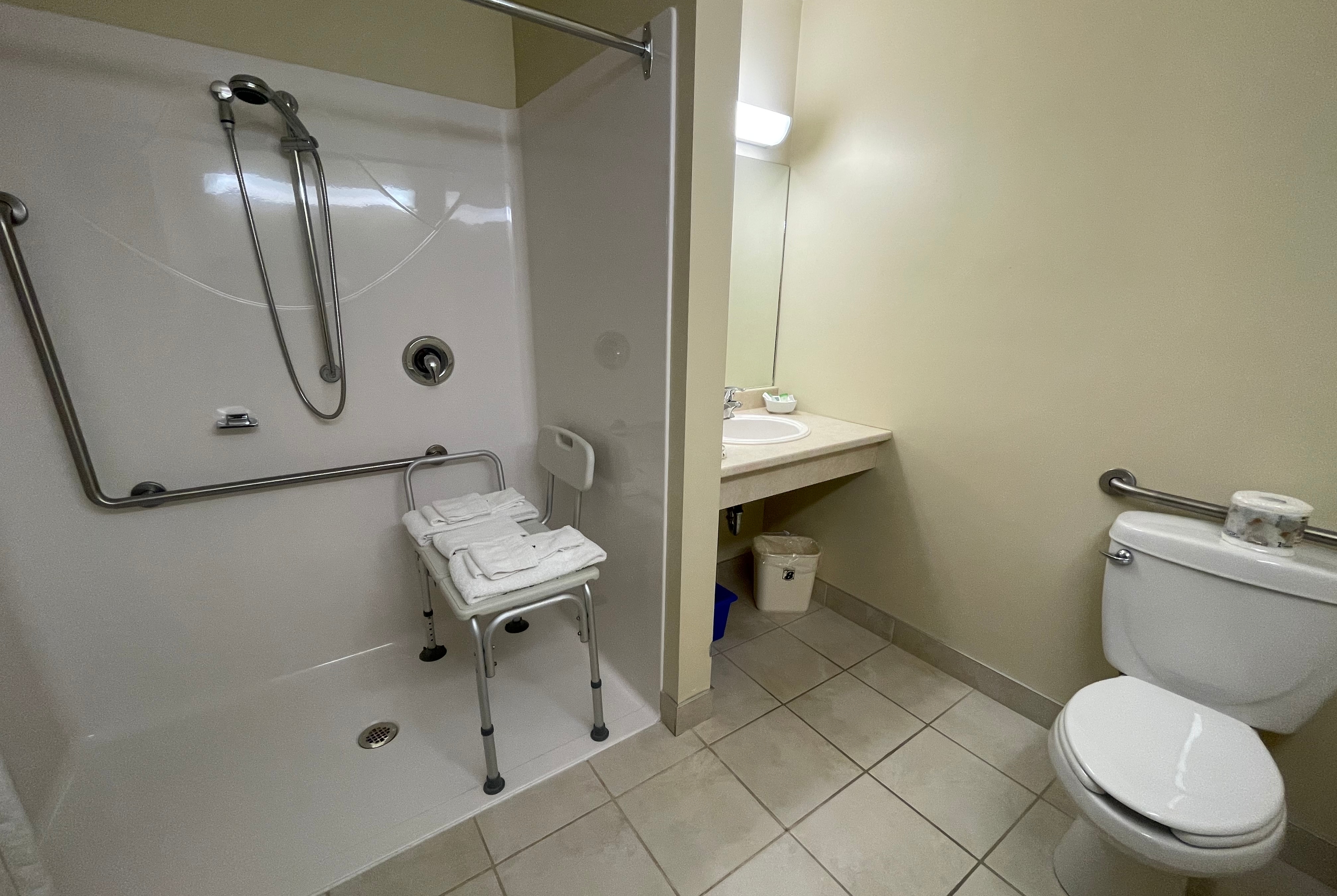 Guest room bath at the Super 8 by Wyndham Campbellton NB in Campbellton, New Brunswick