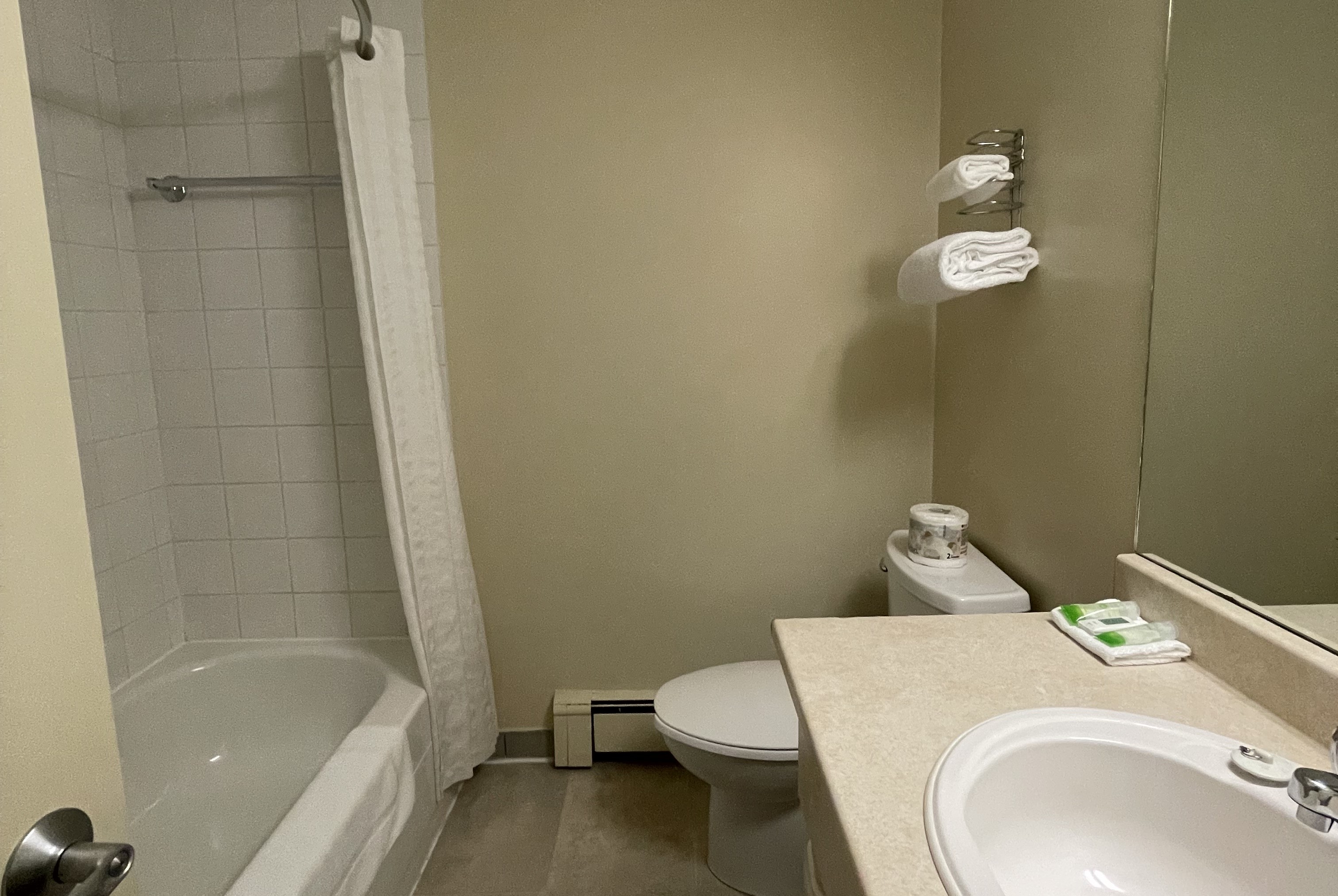 Guest room bath at the Super 8 by Wyndham Campbellton NB in Campbellton, New Brunswick