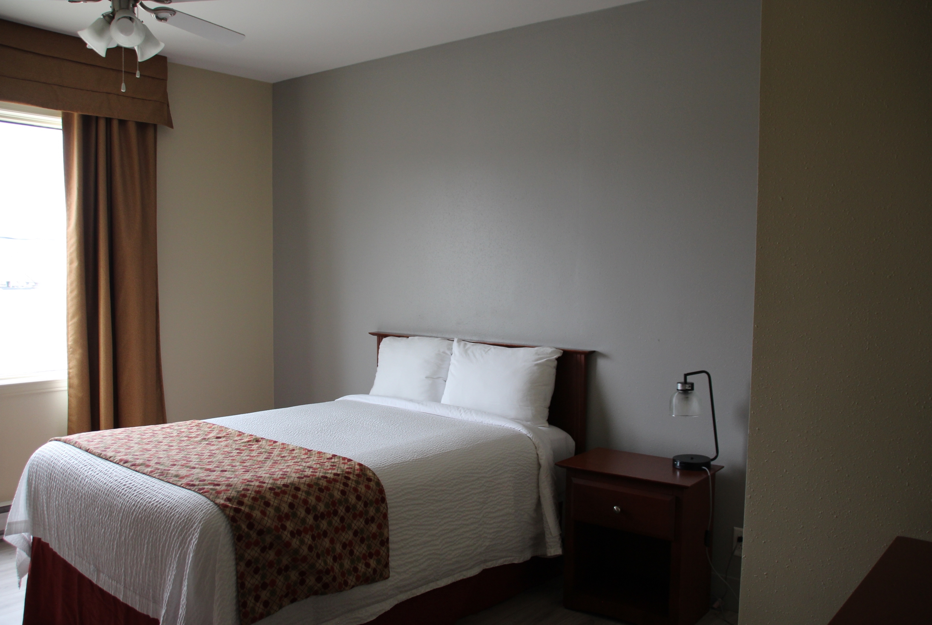 Guest room at the Super 8 by Wyndham Campbellton NB in Campbellton, New Brunswick