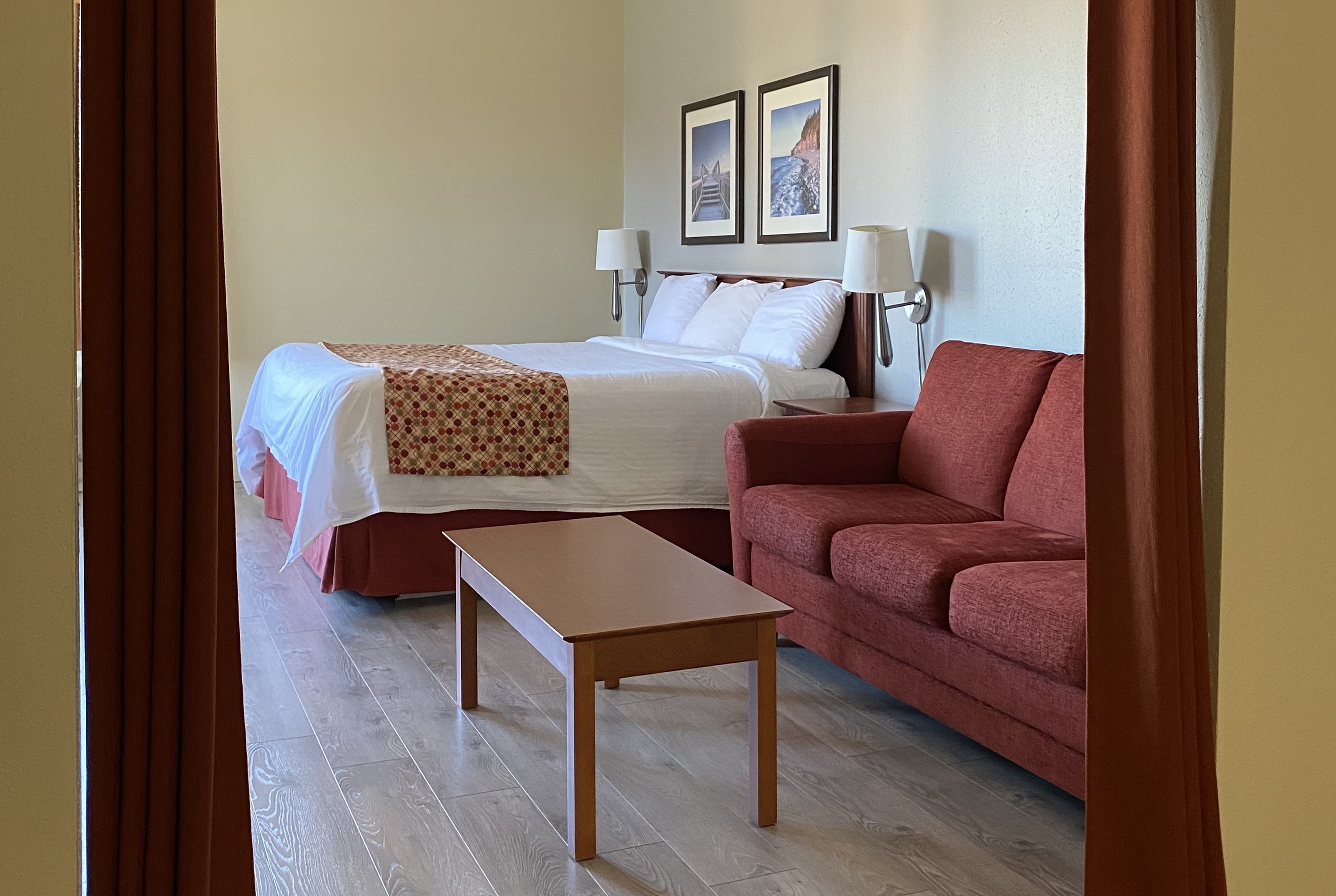 Guest room at the Super 8 by Wyndham Campbellton NB in Campbellton, New Brunswick