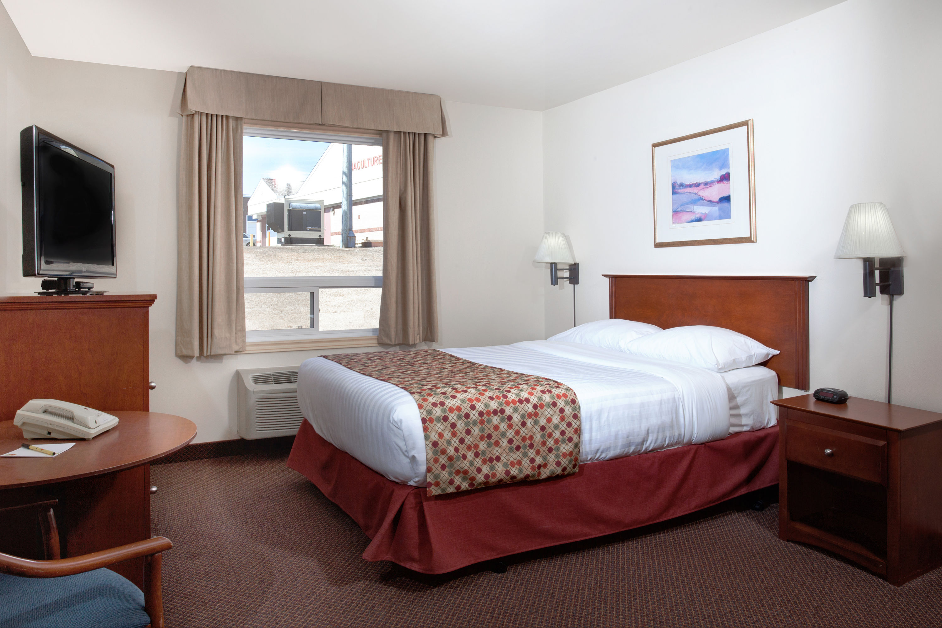 Guest room at the Super 8 by Wyndham Caraquet in Caraquet, New Brunswick