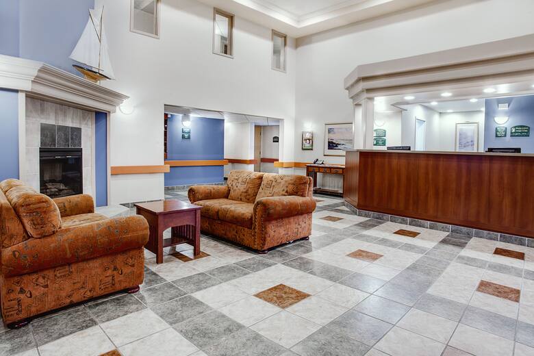 Super 8 Caraquet hotel lobby in Caraquet, New Brunswick