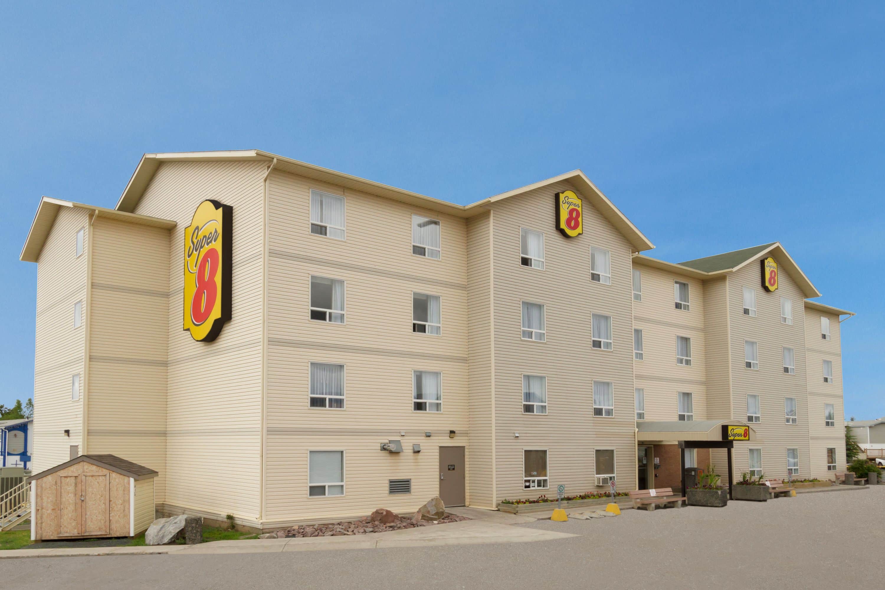 Super 8 by Wyndham Yellowknife Super 8 by Wyndham Yellowknife