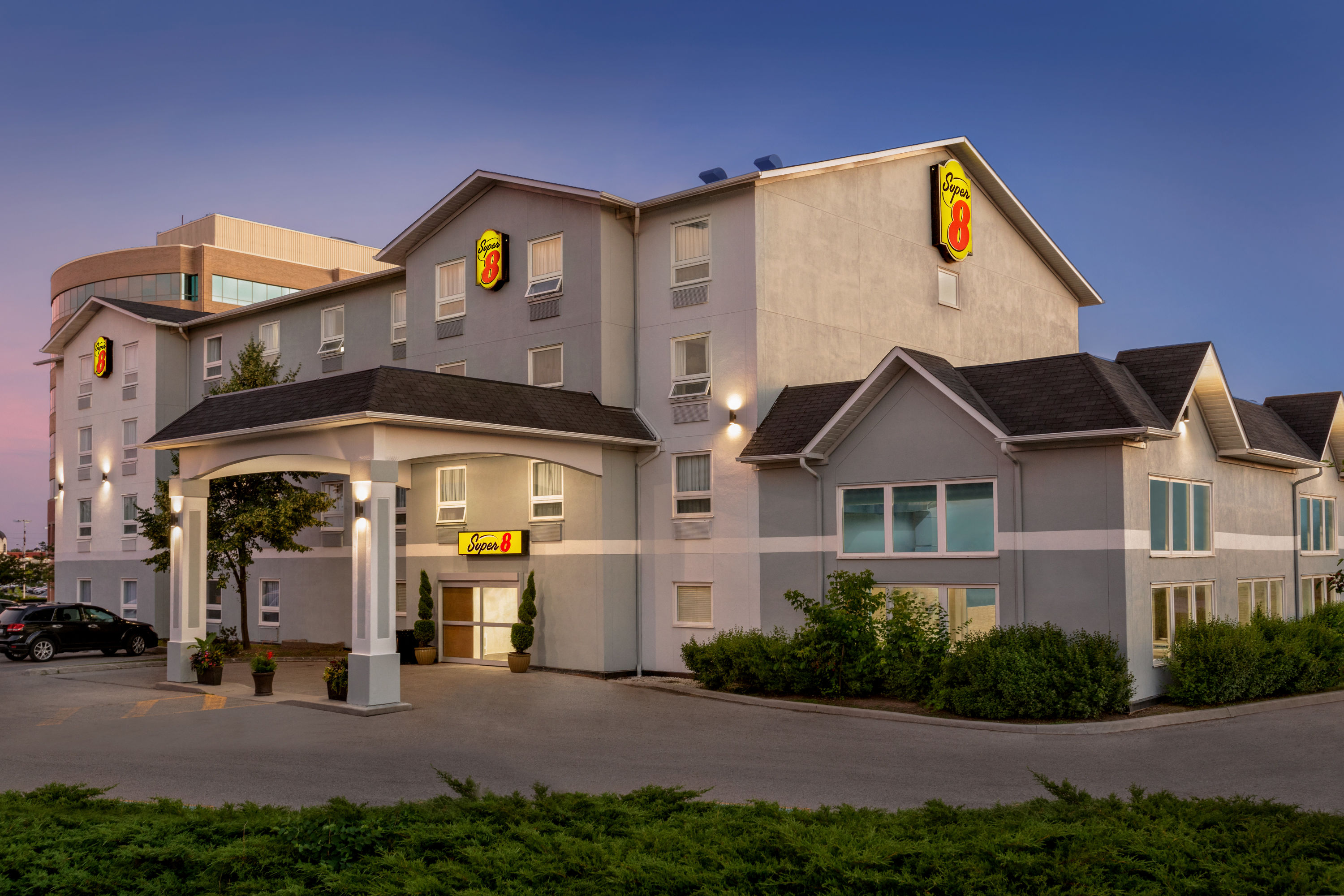 Exterior of Super 8 by Wyndham Ajax/Toronto On hotel in Ajax, Ontario