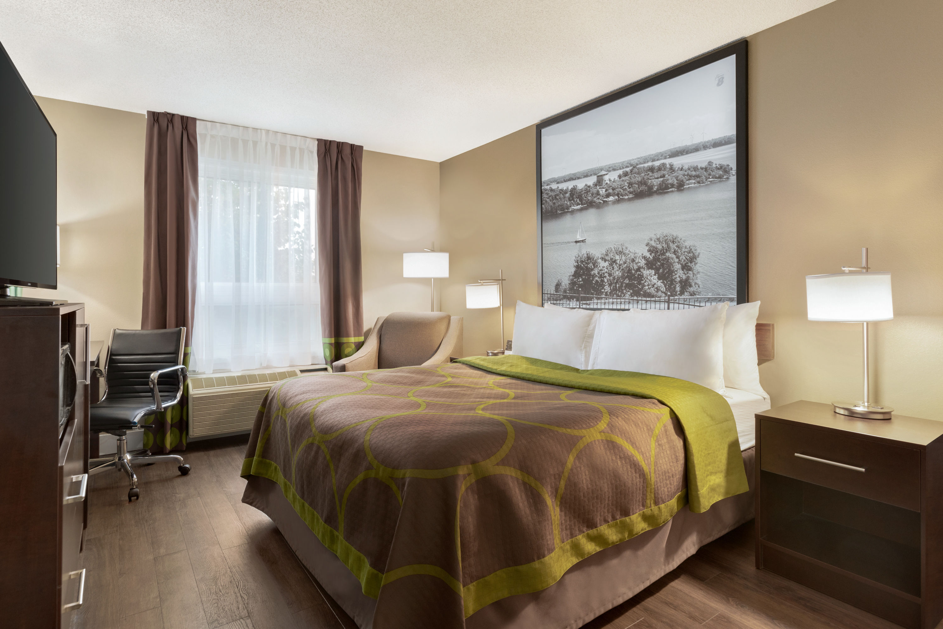 Queen bed guest room at the Super 8 by Wyndham Ajax/Toronto On in Ajax, Ontario