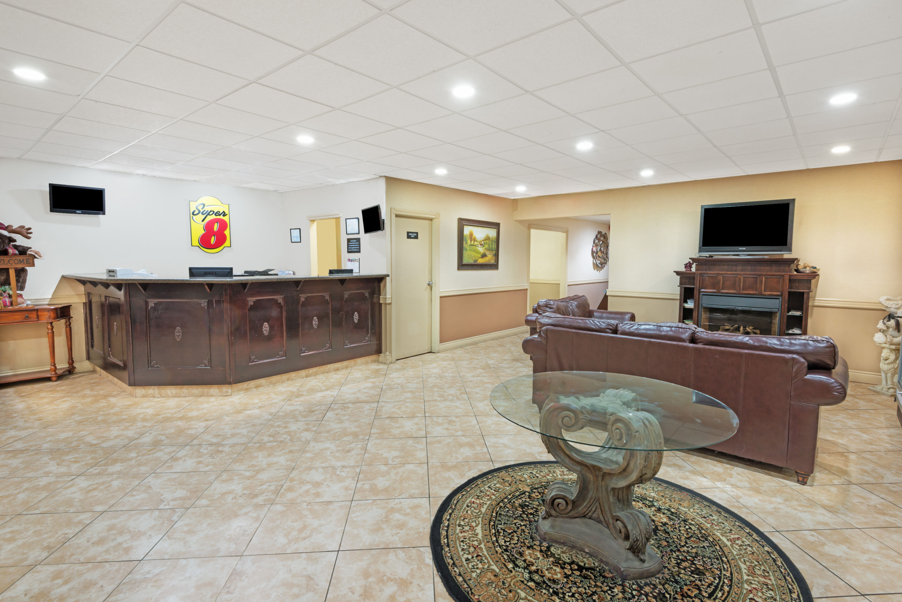 Super 8 By Wyndham Cambridge Kitchener Waterloo Area