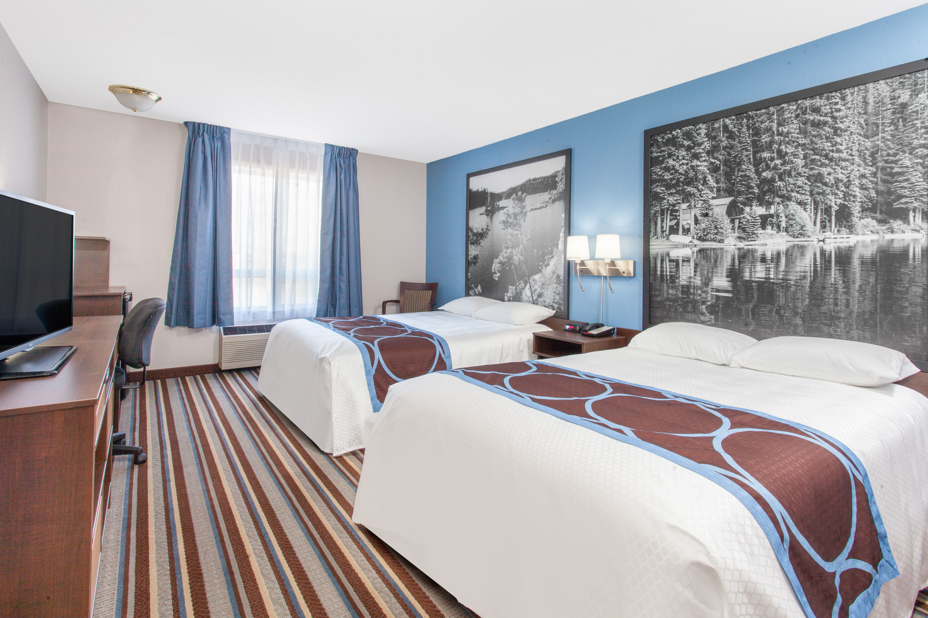 Super 8 by Wyndham Fort Frances Fort Frances, ON Hotels
