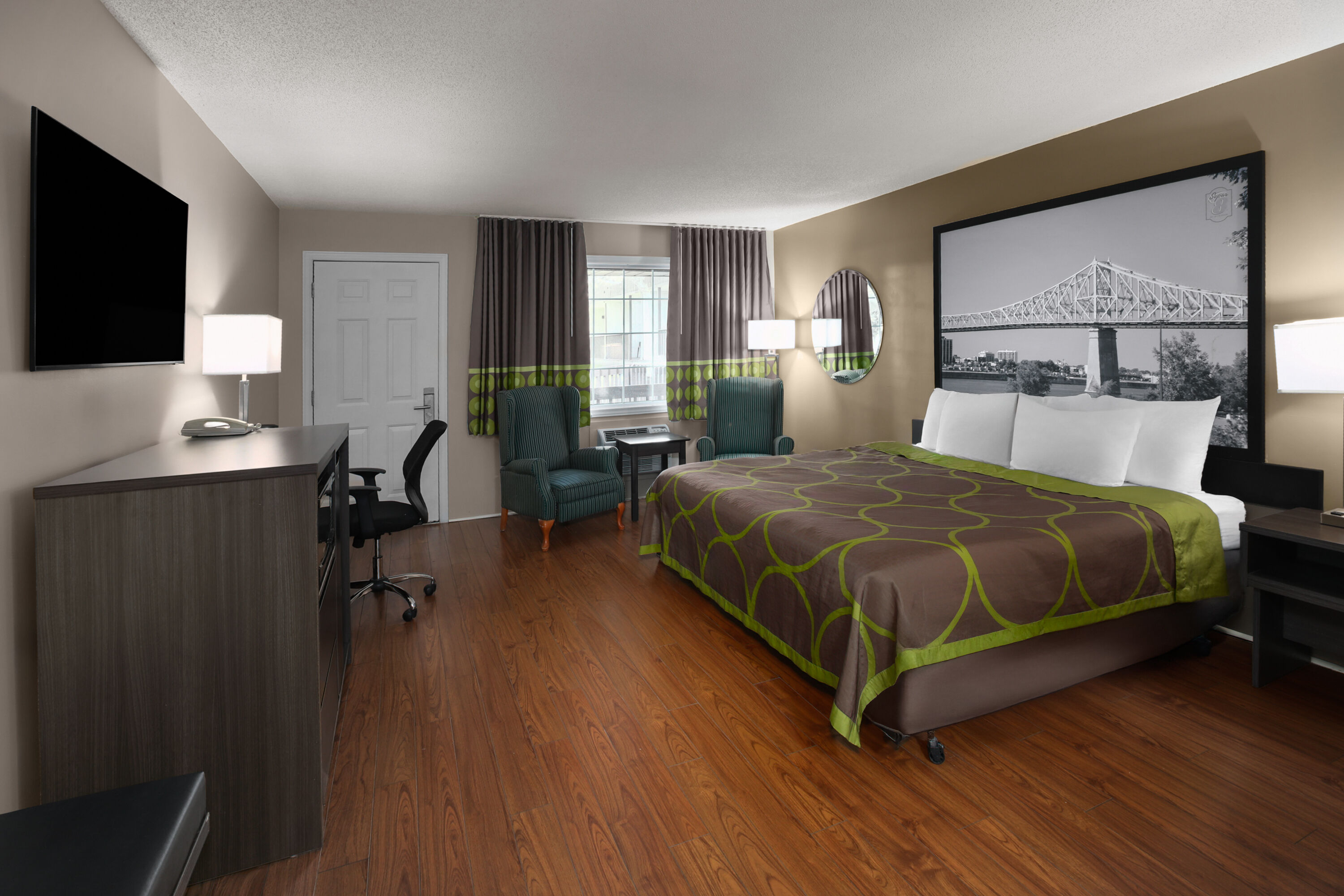 Guest room at the Super 8 by Wyndham Gananoque/Country Squire Resort in Gananoque, Ontario