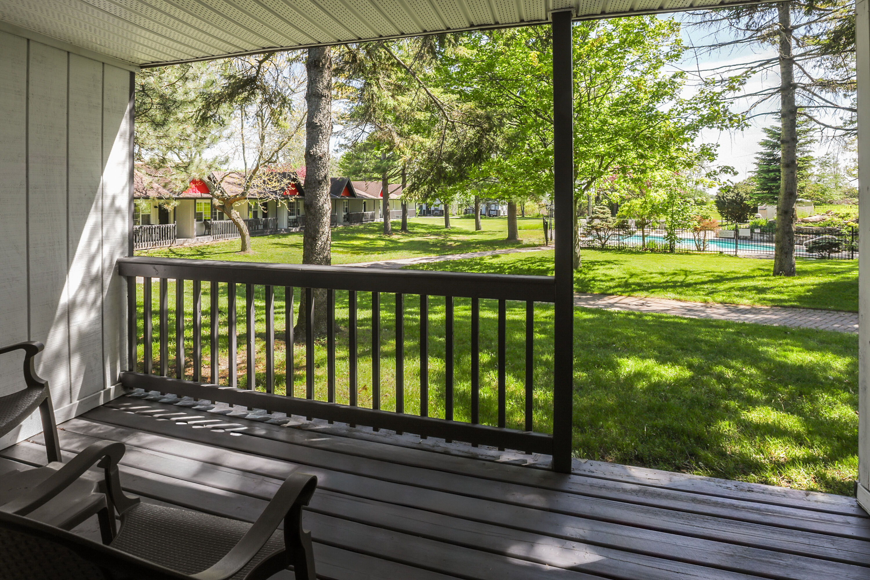 Guest room at the Super 8 by Wyndham Gananoque/Country Squire Resort in Gananoque, Ontario
