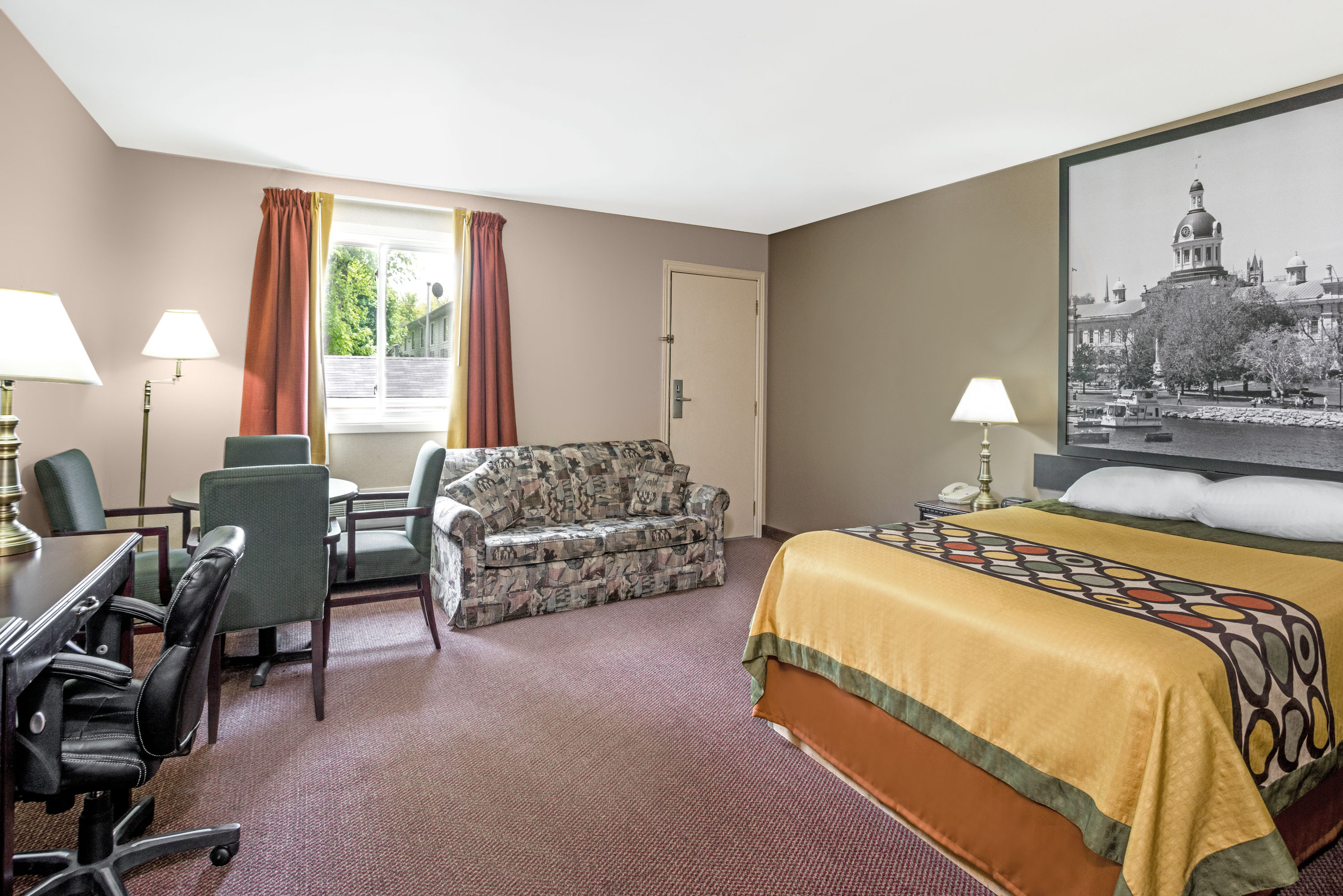 Guest room at the Super 8 by Wyndham Kingston in Kingston, Ontario