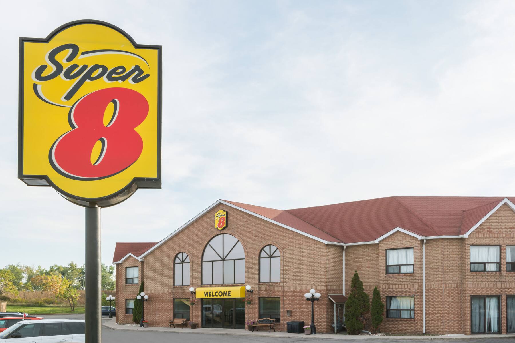Exterior of Super 8 Mt Hope Hamilton Intl Arpt ON hotel in Mount Hope, Ontario Exterior of Super 8 Mt Hope Hamilton Intl Arpt ON hotel in Mount Hope, Ontario