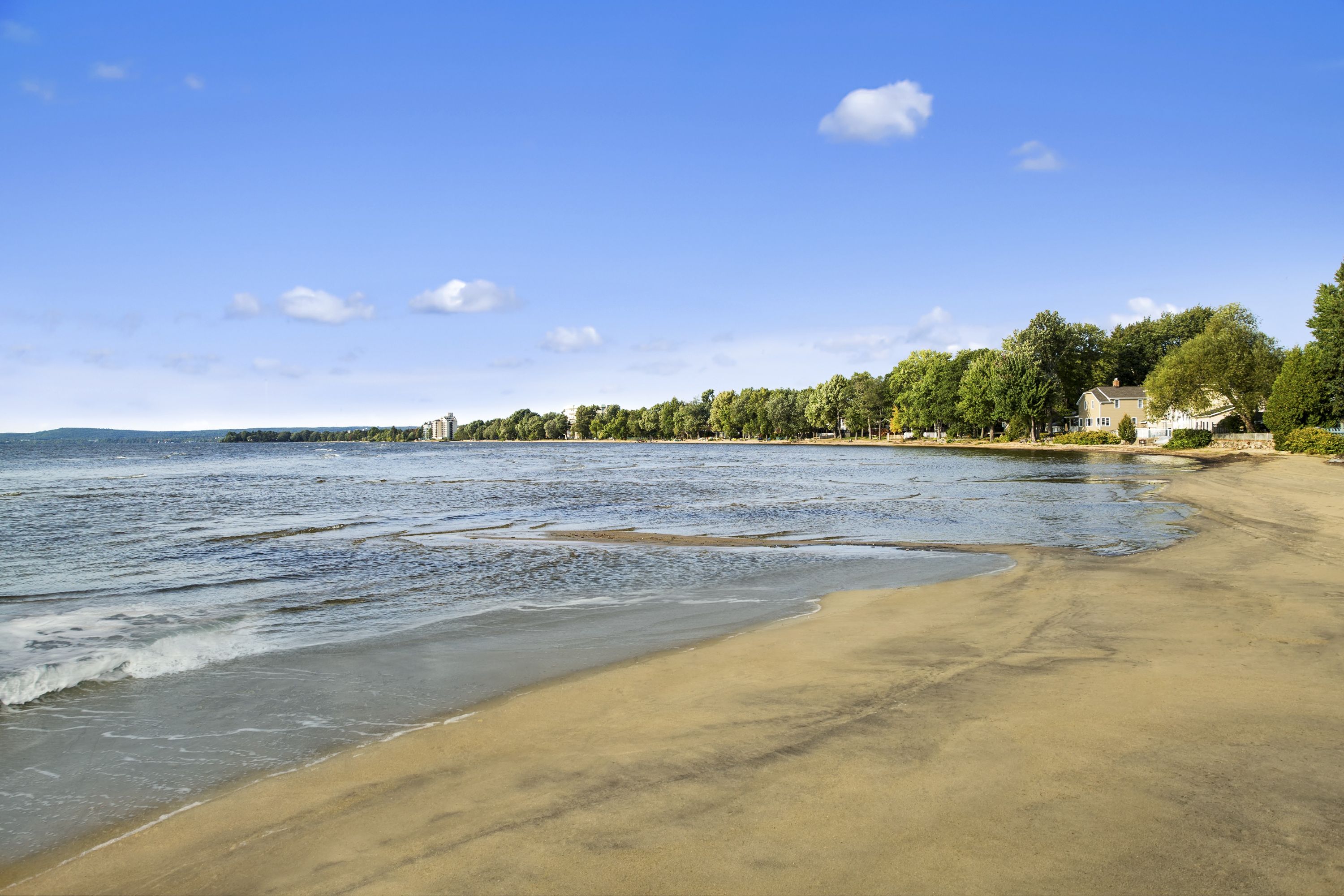 Super 8 By Wyndham North Bay North Bay On Hotels