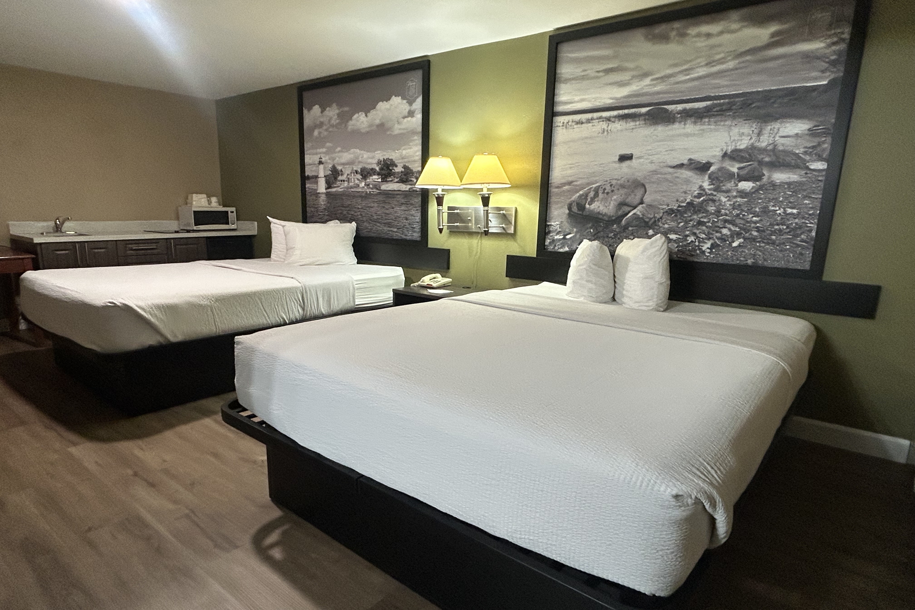 Guest room at the Super 8 by Wyndham Pembroke in Pembroke, Ontario