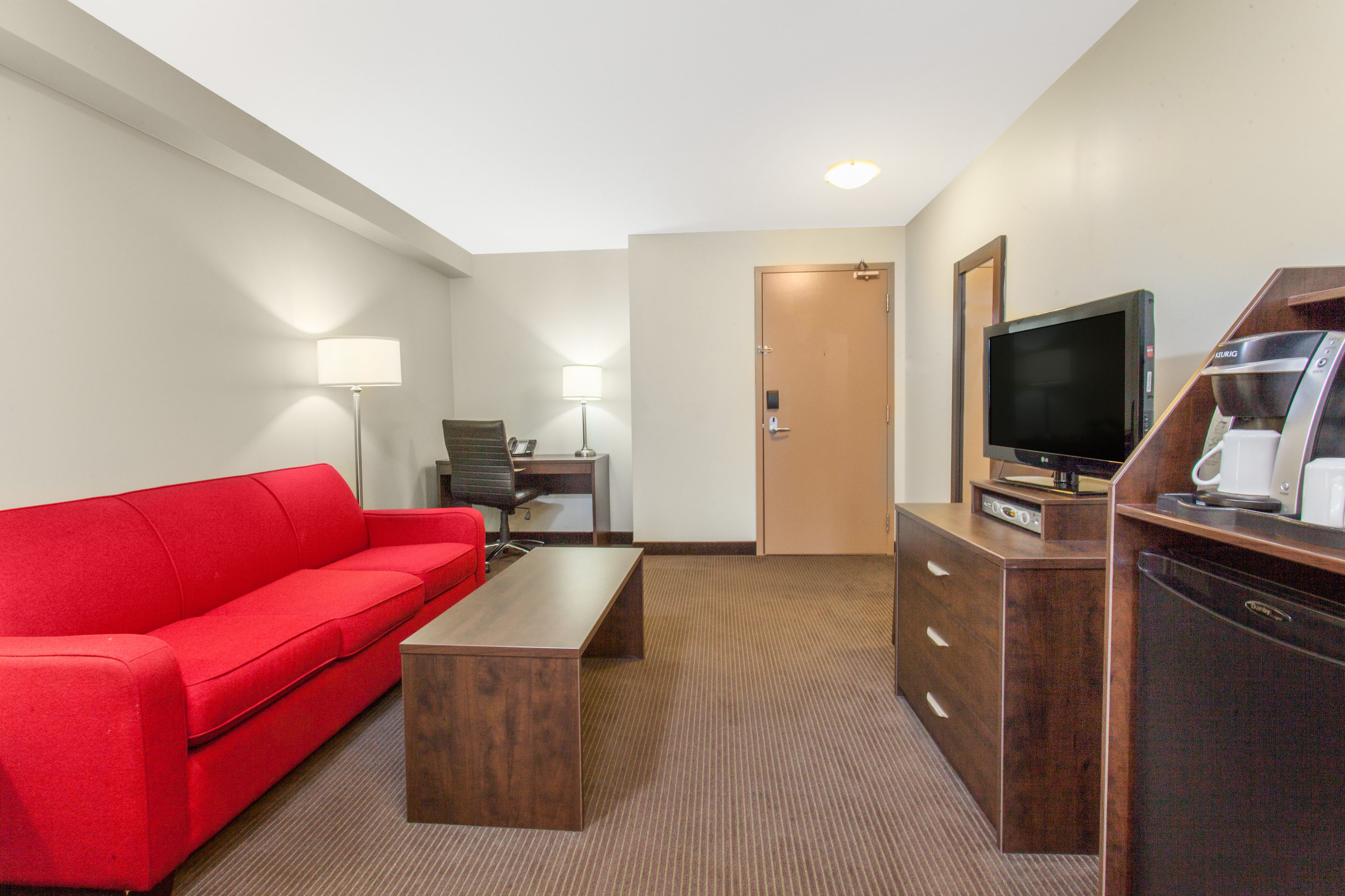 Super 8 by Wyndham Red Lake ON suite in Red Lake, Ontario
