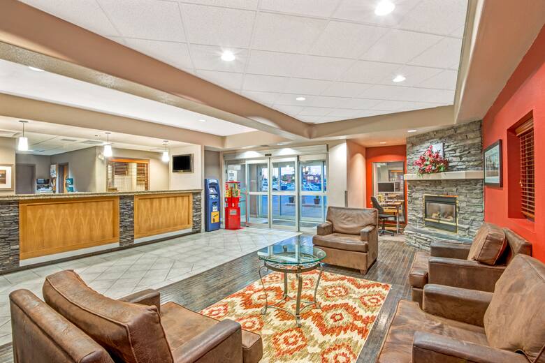 Super 8 Toronto North hotel lobby in Toronto, Ontario