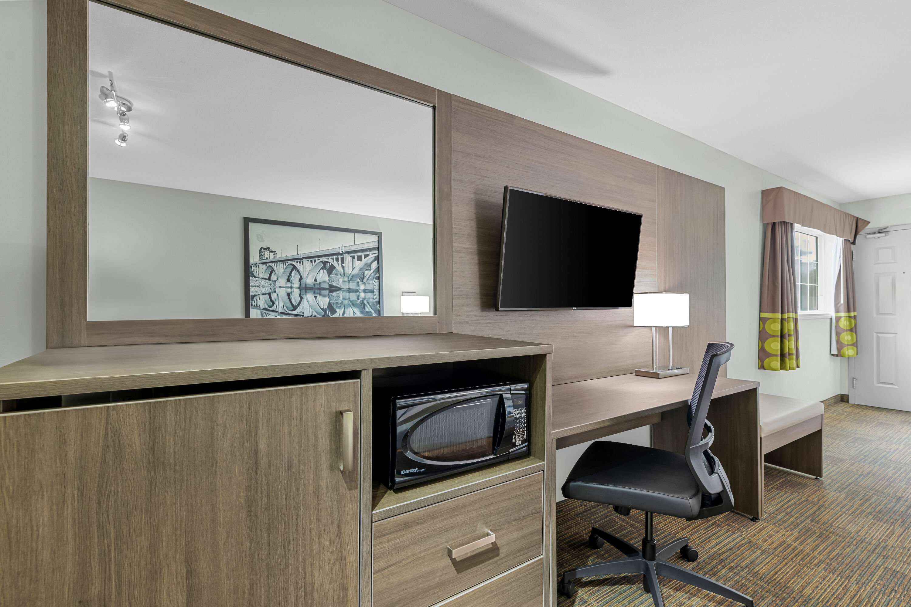 Double bed guest room at the Super 8 by Wyndham Saskatoon Near Saskatoon Airport in Saskatoon, Saskatchewan