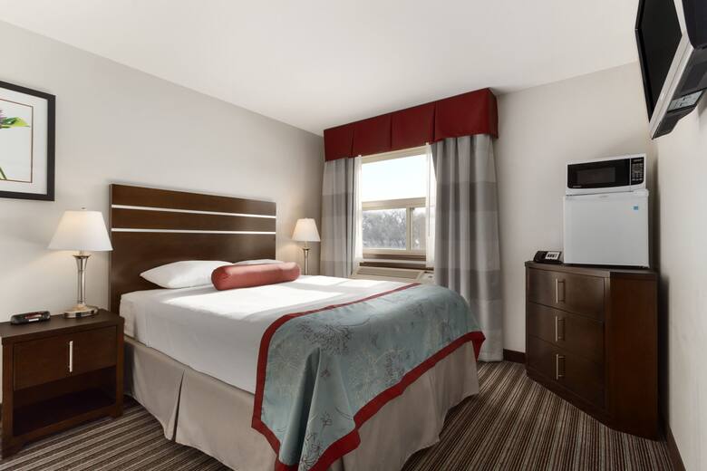 Guest room at the Super 8 Saskatoon Near Downtown in Saskatoon, Saskatchewan