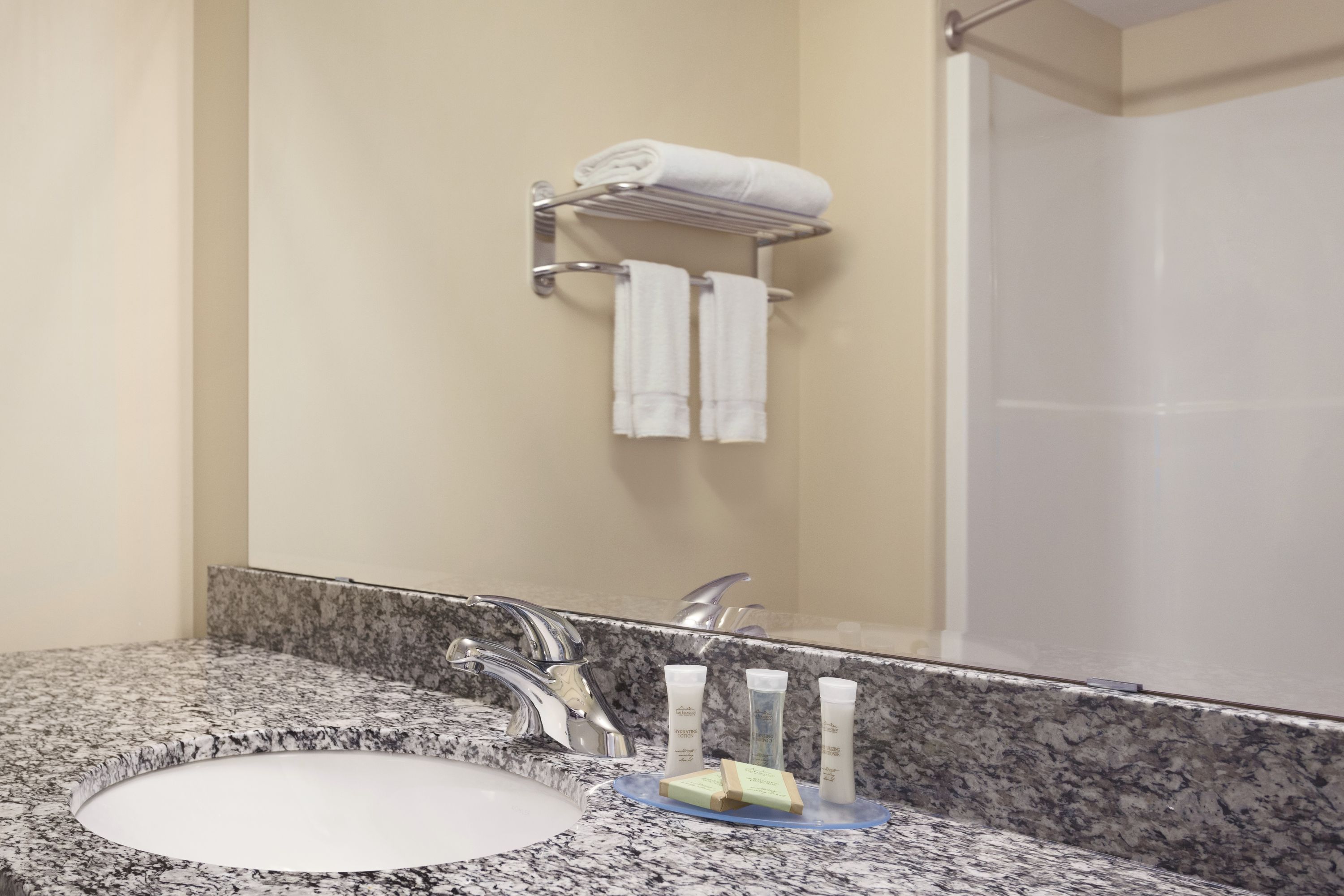 Guest room at the Super 8 by Wyndham Saskatoon Near Downtown in Saskatoon, Saskatchewan