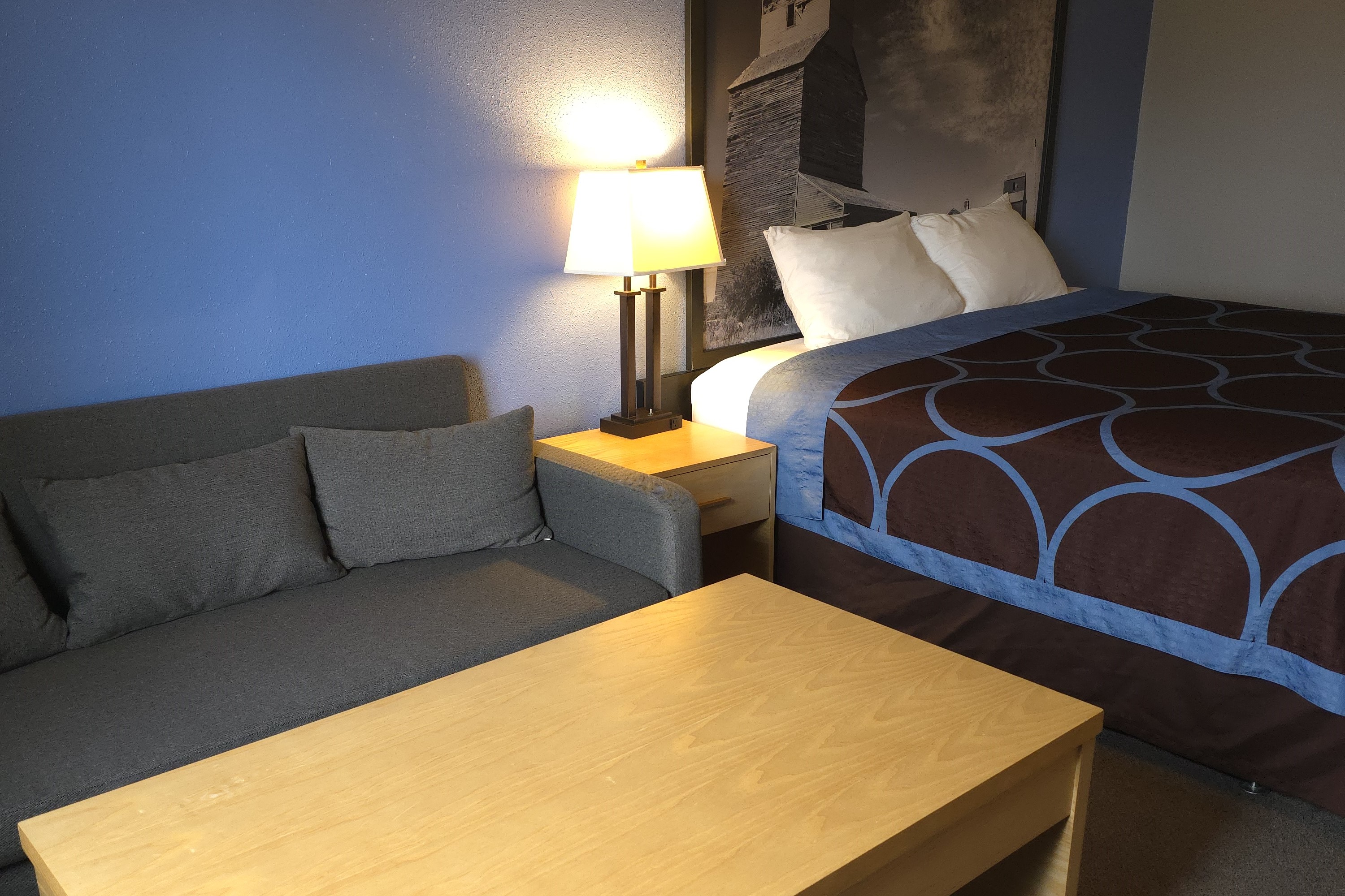 Guest room at the Super 8 by Wyndham Swift Current in Swift Current, Saskatchewan