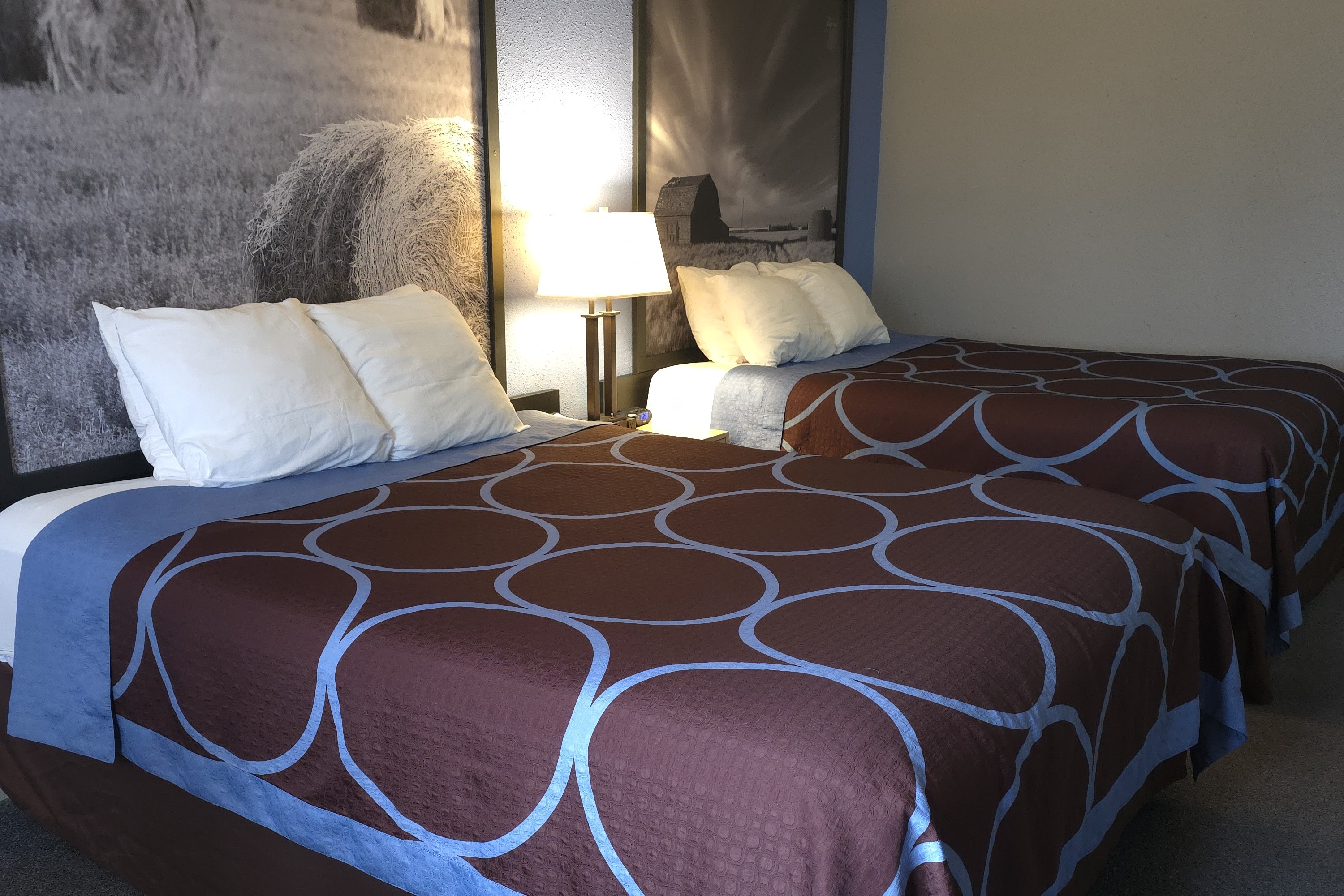Guest room at the Super 8 by Wyndham Swift Current in Swift Current, Saskatchewan