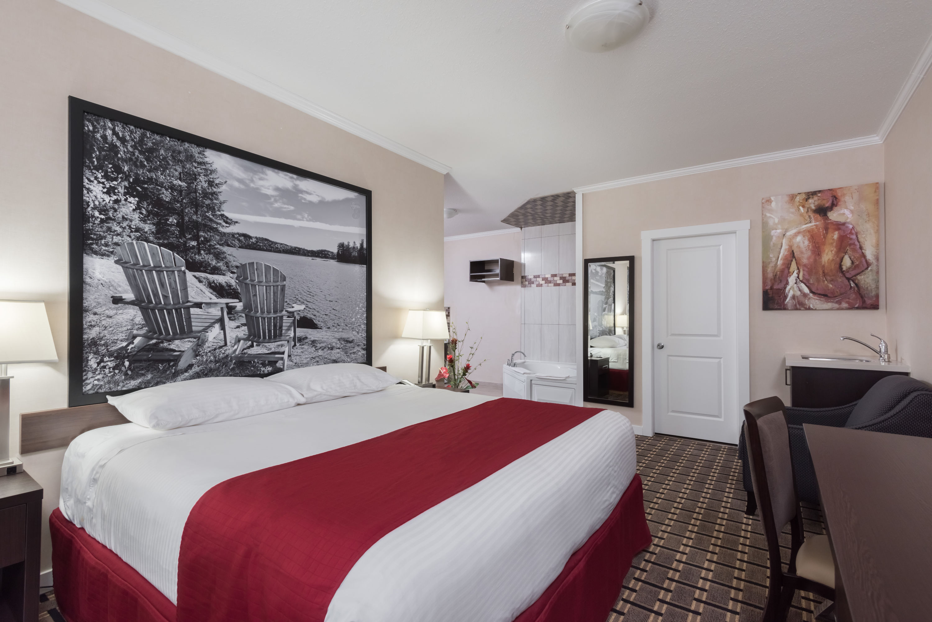 Guest room at the Super 8 by Wyndham Watrous in Watrous, Saskatchewan