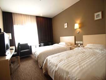 Guest room at the Super 8 by Wyndham Anyang Hong Qi Road in Anyang, Other than US/Canada