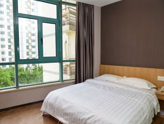 Guest room at the Super 8 by Wyndham Beijing ChaoYangGongYuan DongFengNanLu in Beijing, Other than US/Canada