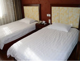 Guest room at the Super 8 by Wyndham Beijing Daxing Huangcun XiDaJie Subway in Beijing, Other than US/Canada