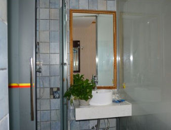 Guest room at the Super 8 by Wyndham Beijing Daxing Huangcun XiDaJie Subway in Beijing, Other than US/Canada