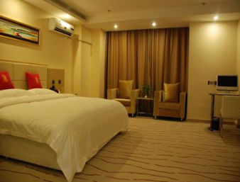 Guest room at the Super 8 by Wyndham Changyi Zhong Bai Da Sha in Changyi, Other than US/Canada