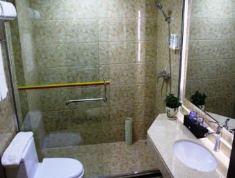 Guest room at the Super 8 by Wyndham Hefei Feixi Peach Industrial Zone in Hefei, Other than US/Canada