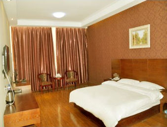 Guest room at the Super 8 by Wyndham Hengshui Zhong Xin Bei Da Jie in Hengshui, Other than US/Canada