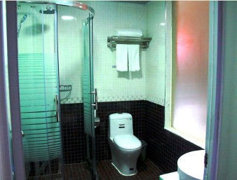 Guest room at the Super 8 by Wyndham Shiyan Beijing Zhong Lu in Shiyan, Other than US/Canada