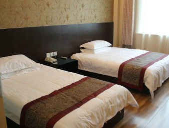 Guest room at the Super 8 by Wyndham Weihai Railway Station in Weihai, Other than US/Canada